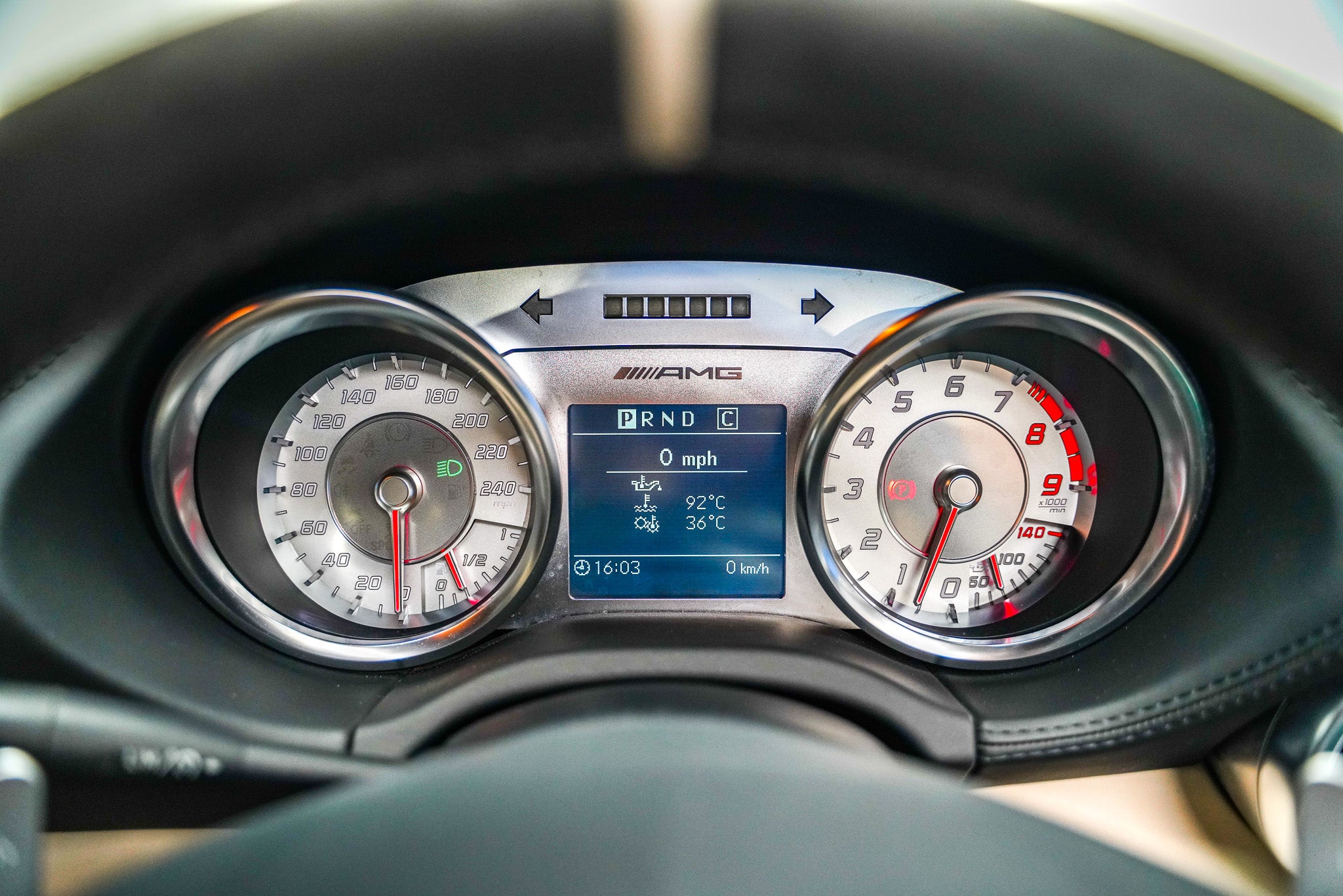 2010 Mercedes SLS AMG Gullwing