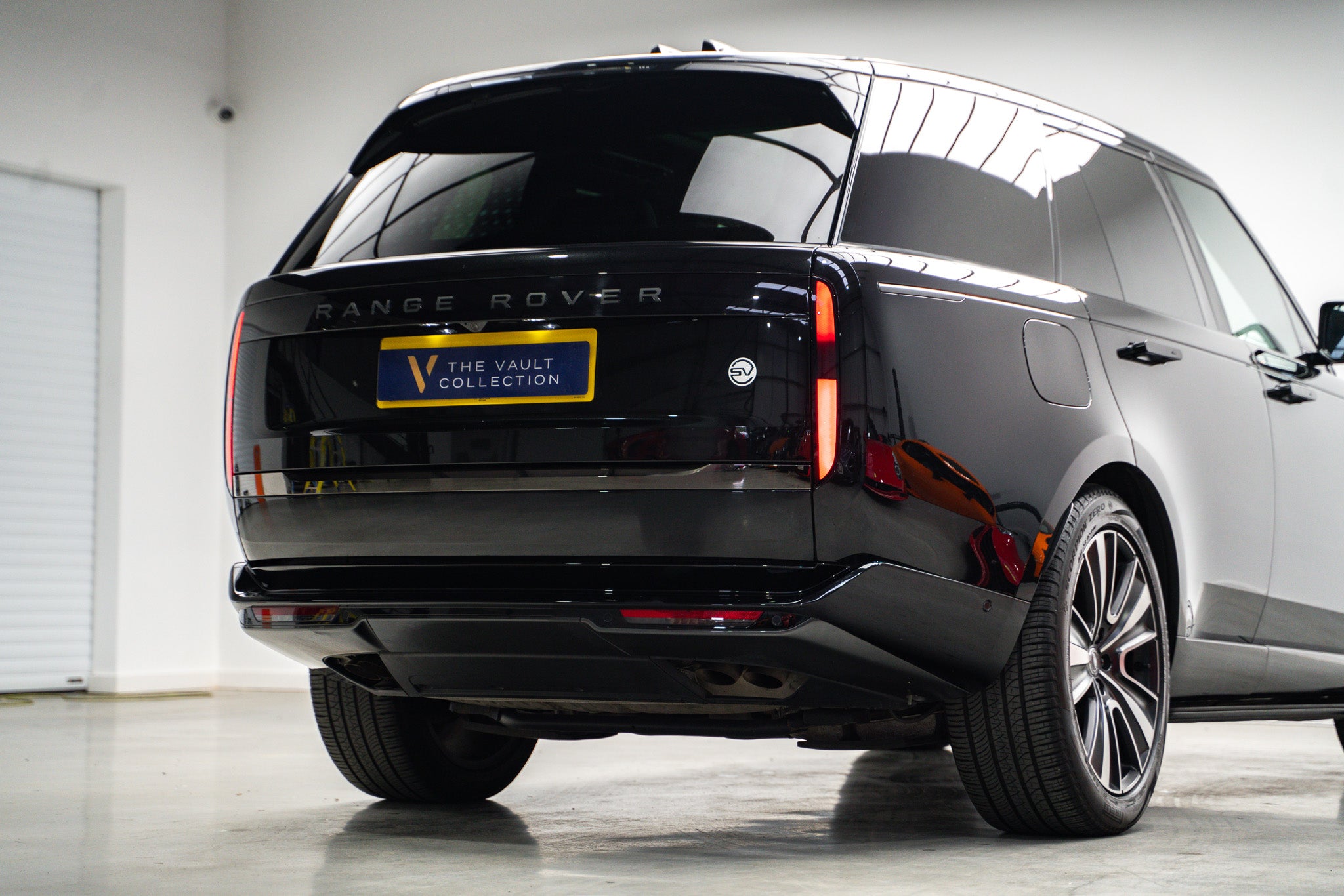 2023 Range Rover P530 SV