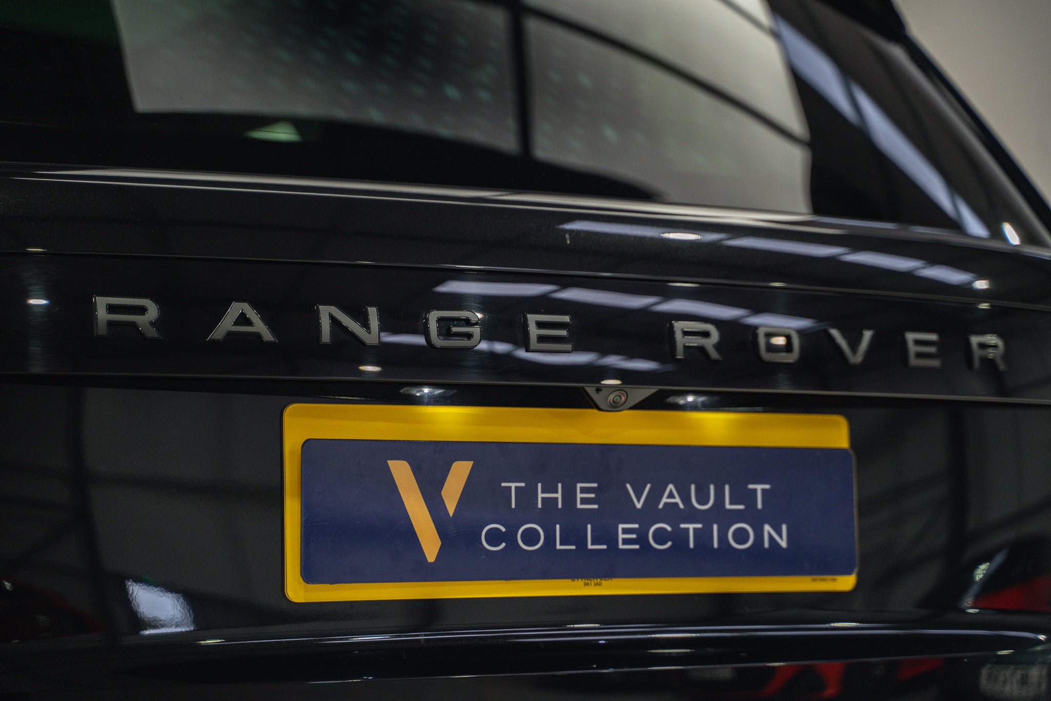 2023 Range Rover P530 SV