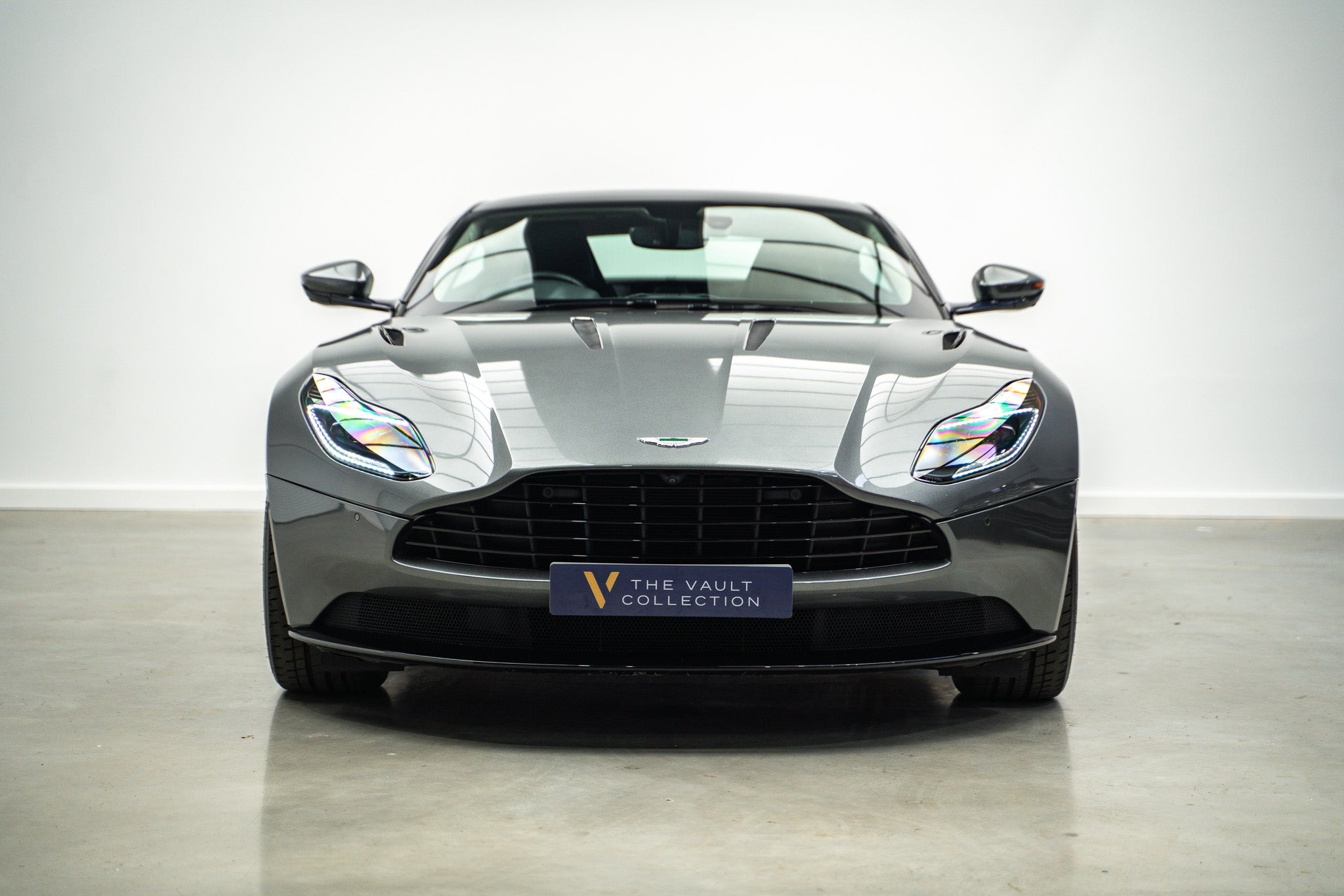 2020 Aston Martin DB11 AMR V12