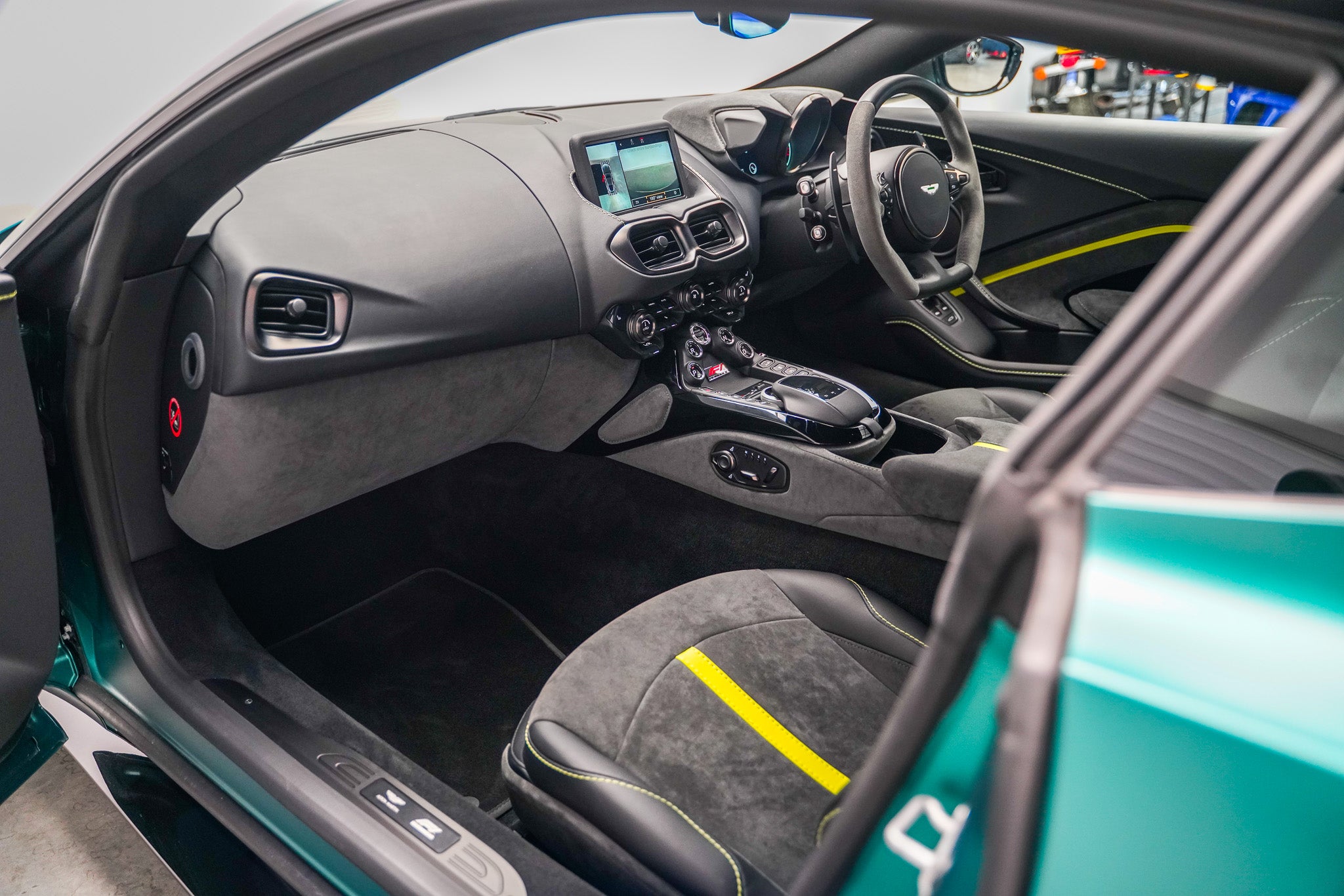 2021 Aston Martin V8 Vantage F1 Edition