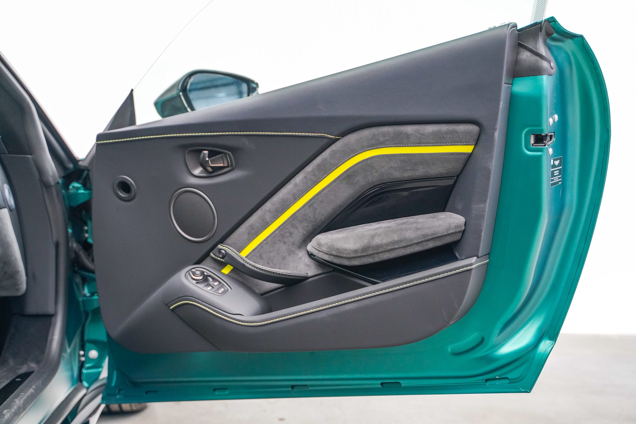 2021 Aston Martin V8 Vantage F1 Edition