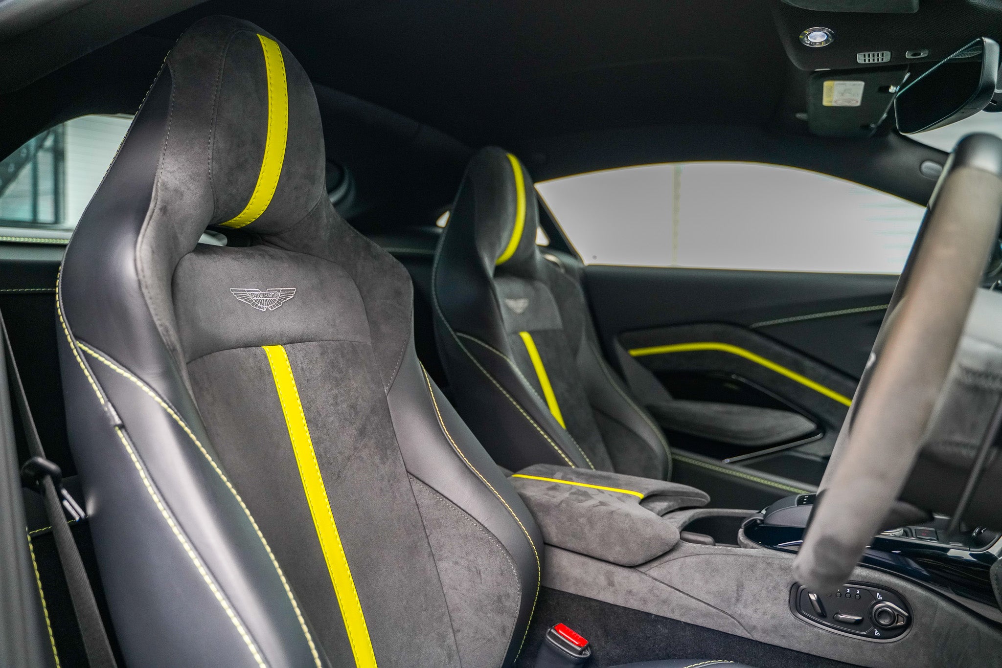 2021 Aston Martin V8 Vantage F1 Edition