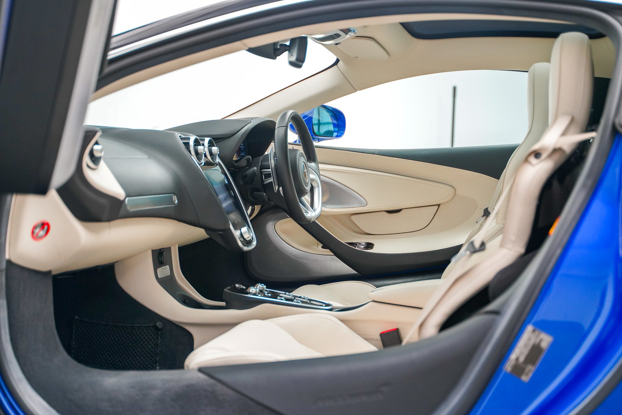 2020 McLaren GT V8