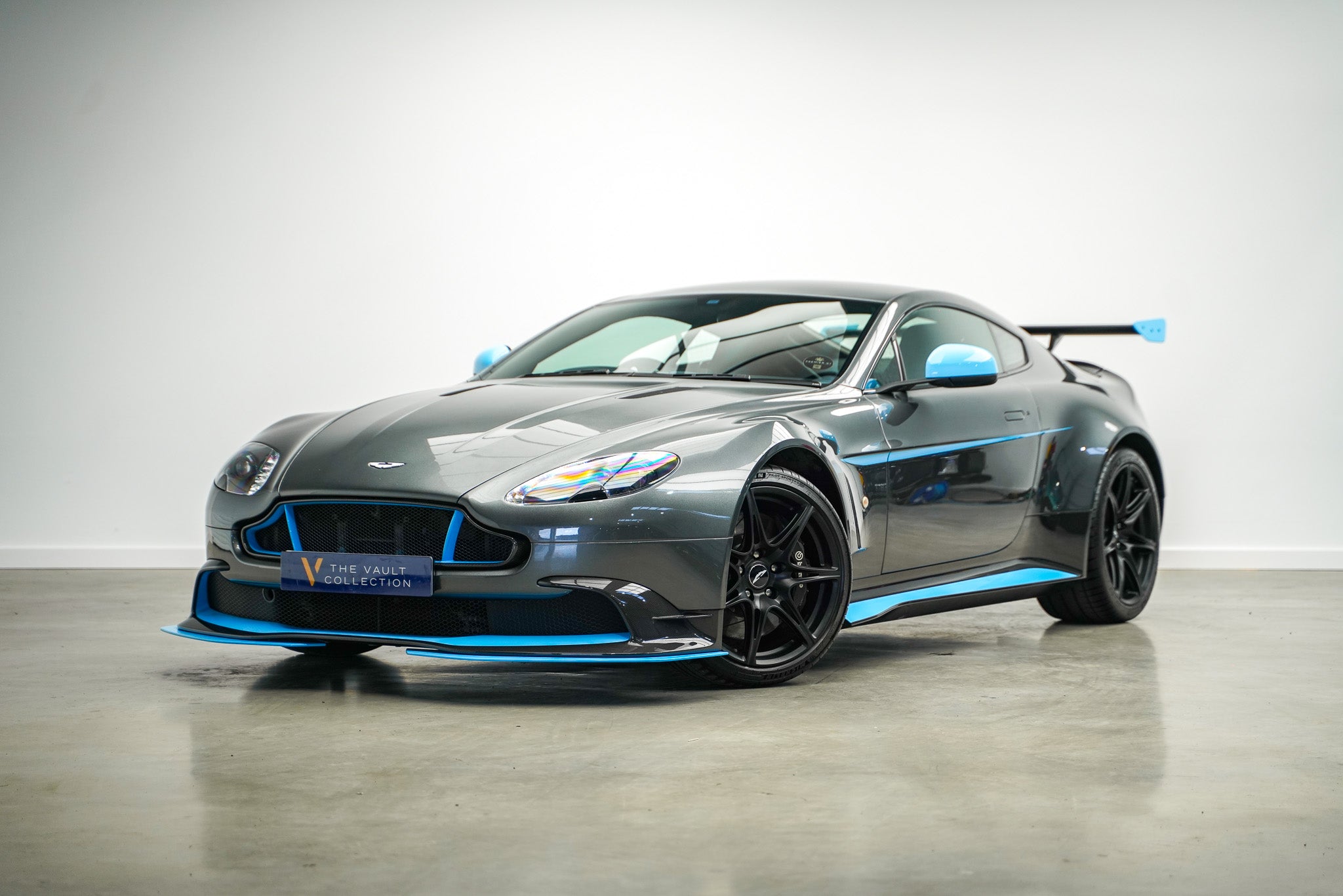2017 Aston Martin GT8