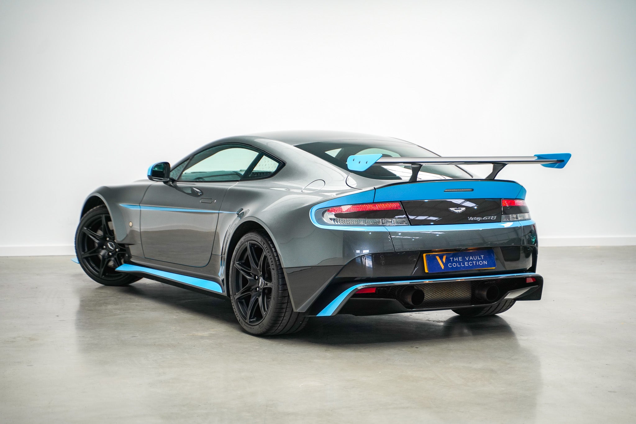 2017 Aston Martin GT8