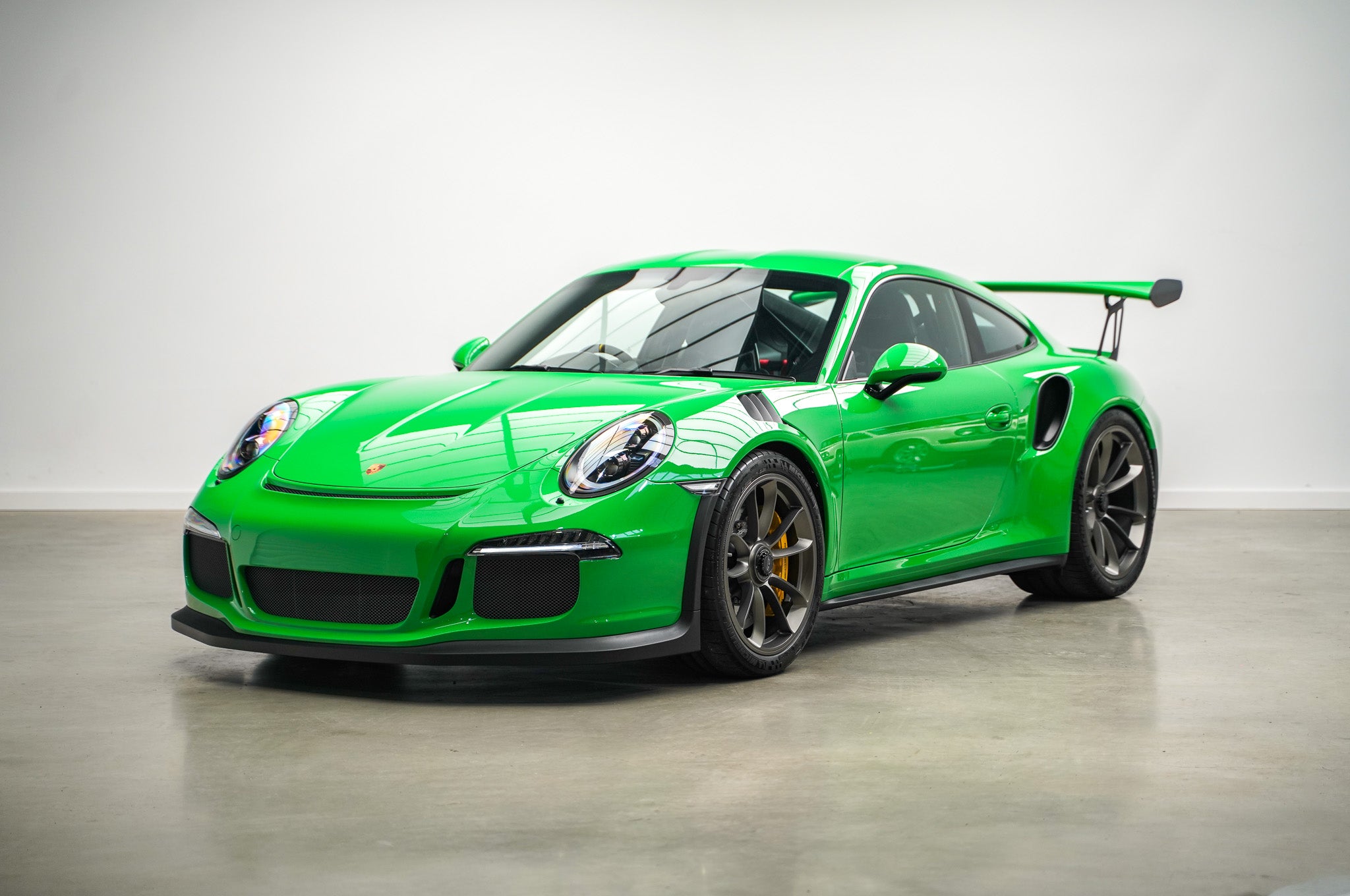2016 Porsche 991.1 GT3 RS (Delivery Mileage)