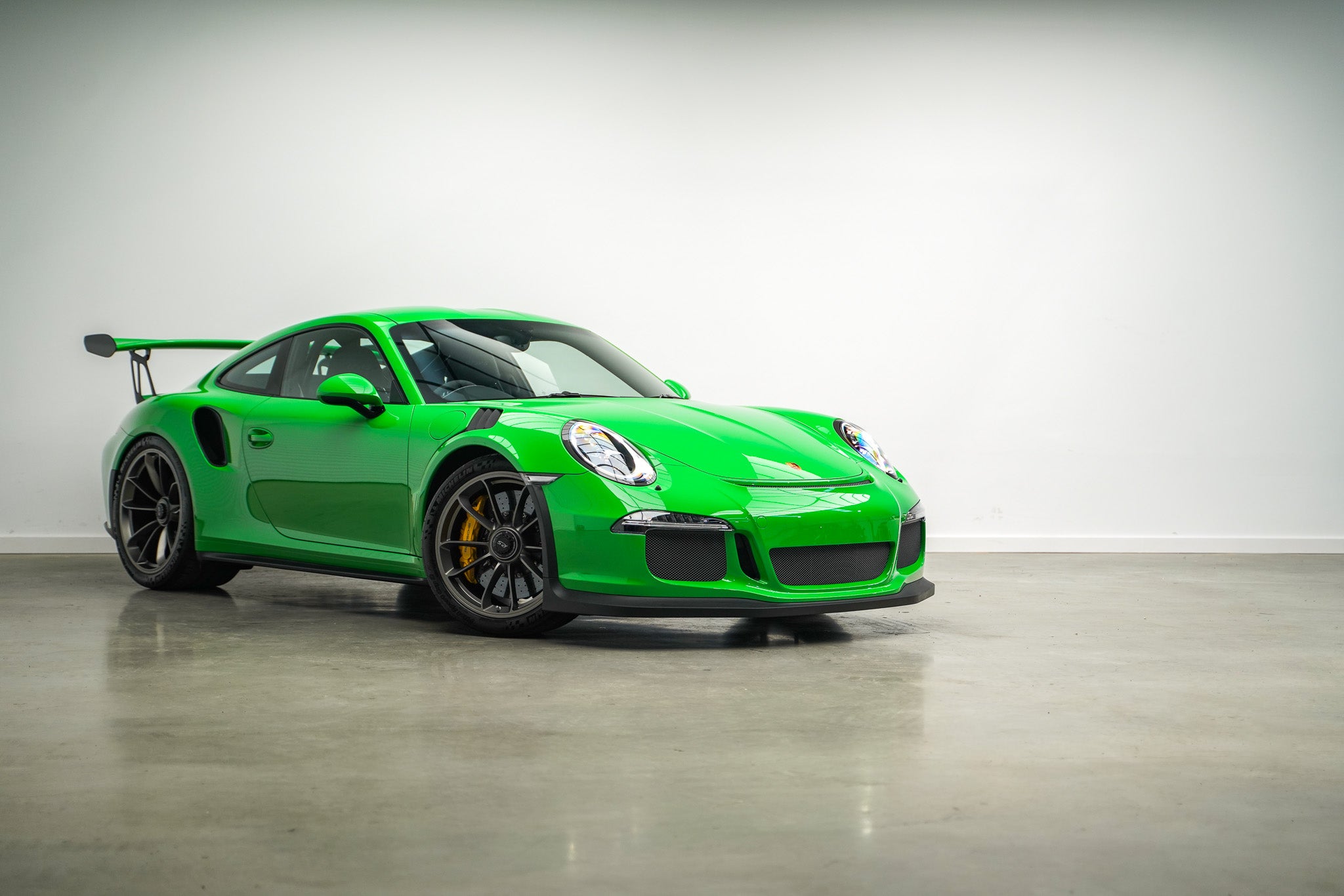 2016 Porsche 991.1 GT3 RS (Delivery Mileage)