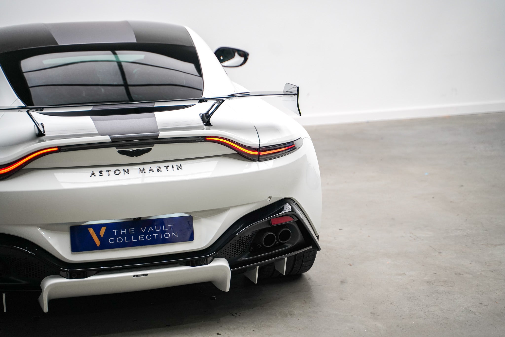 2022 Aston Martin V8 Vantage F1 Edition