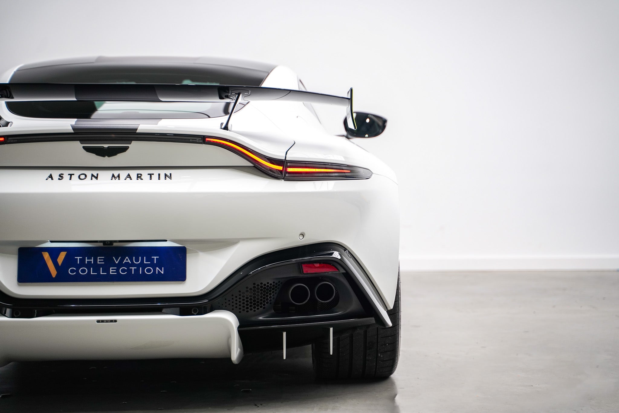 2022 Aston Martin V8 Vantage F1 Edition
