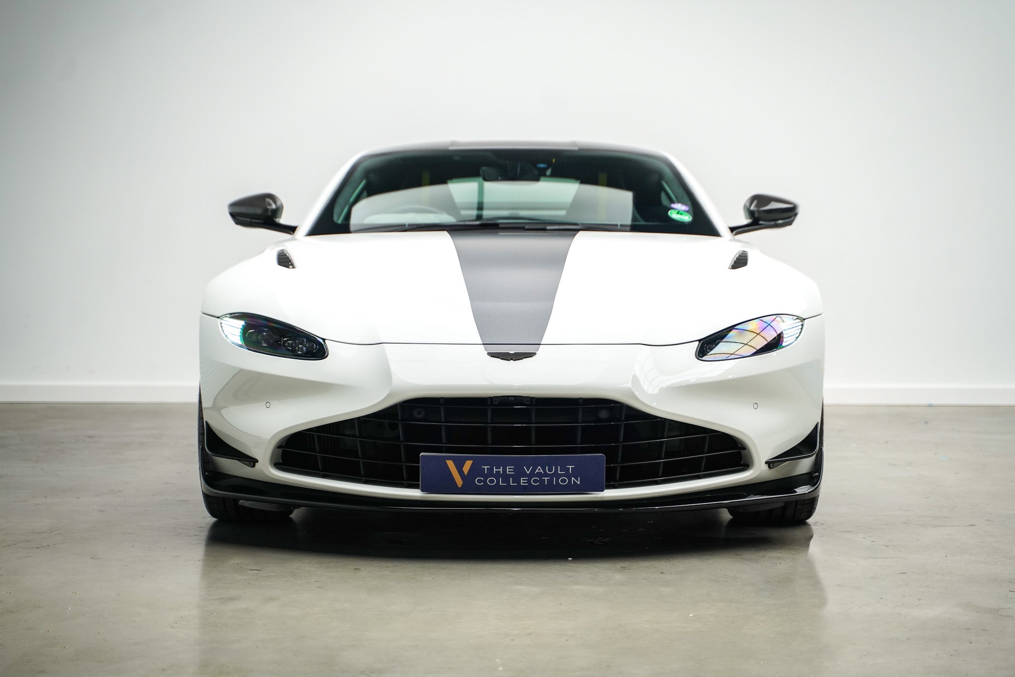 2022 Aston Martin V8 Vantage F1 Edition