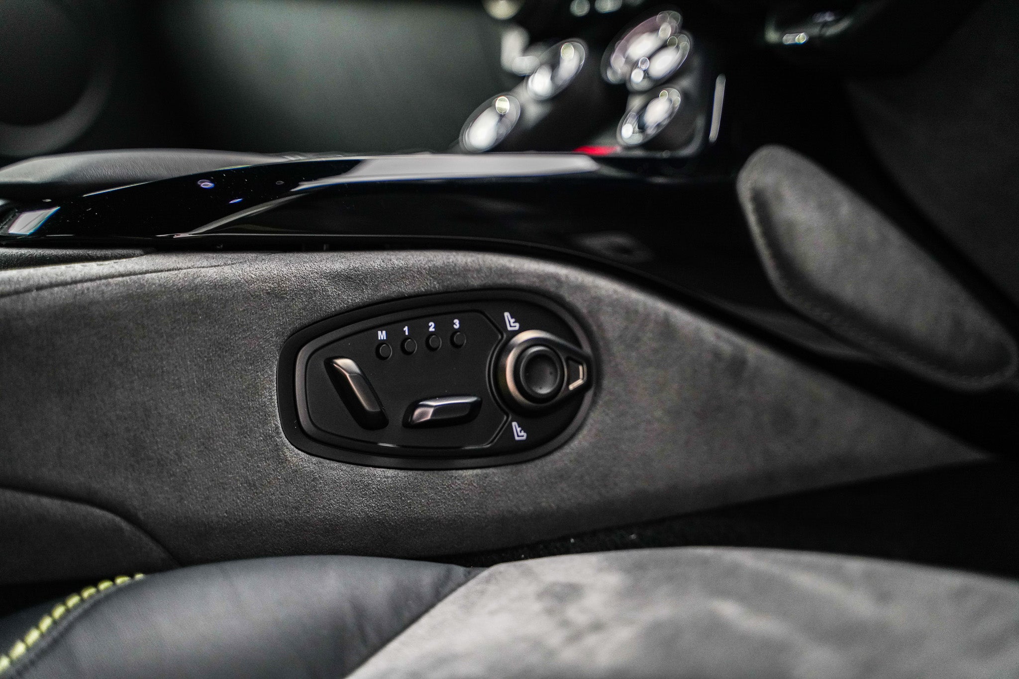 2022 Aston Martin V8 Vantage F1 Edition