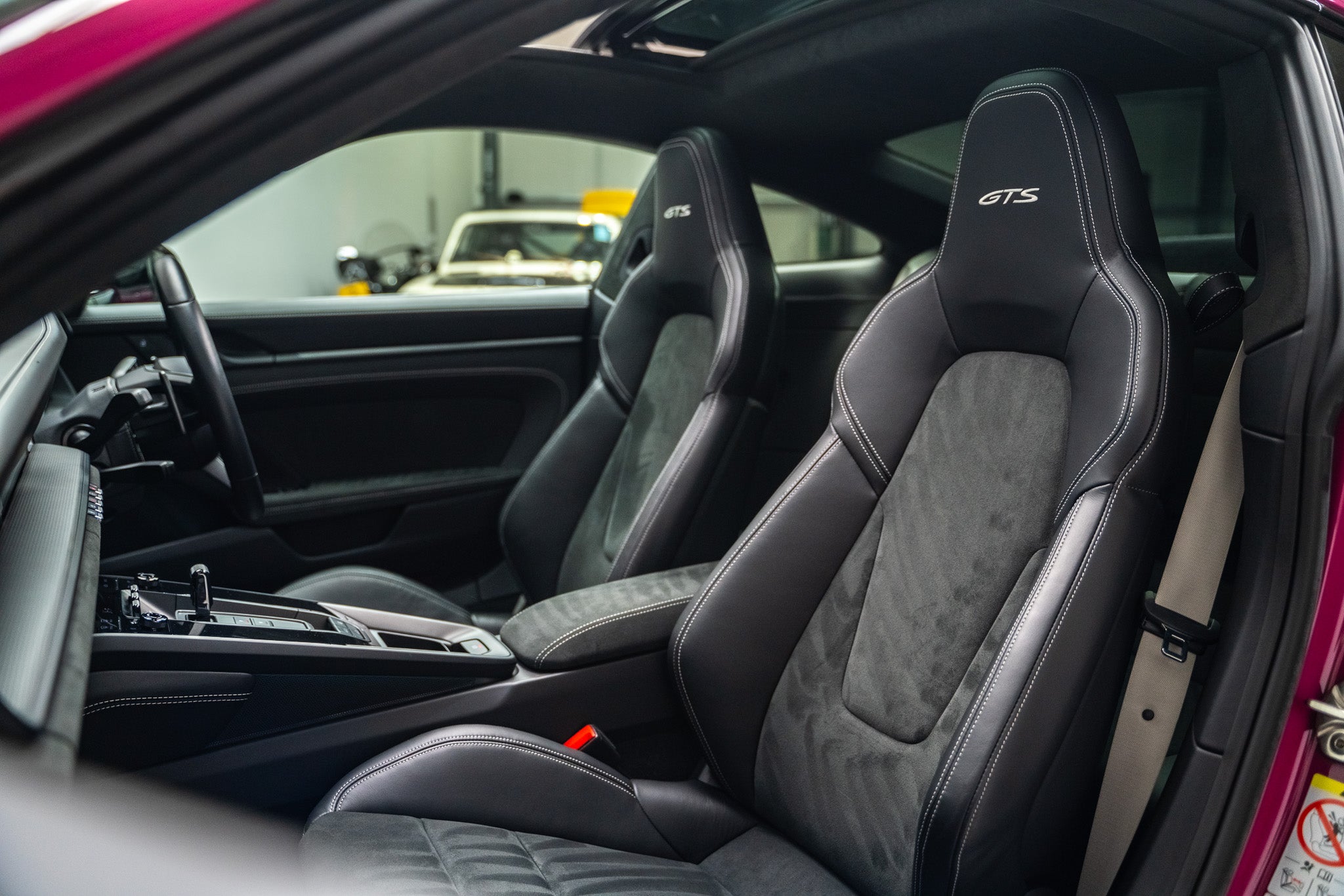 2023 Porsche 992 Carrera 4 GTS