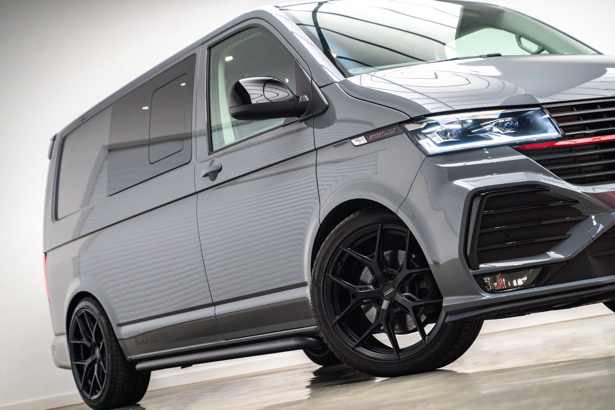 2024 Volkswagen Transporter Sportline Black Edition