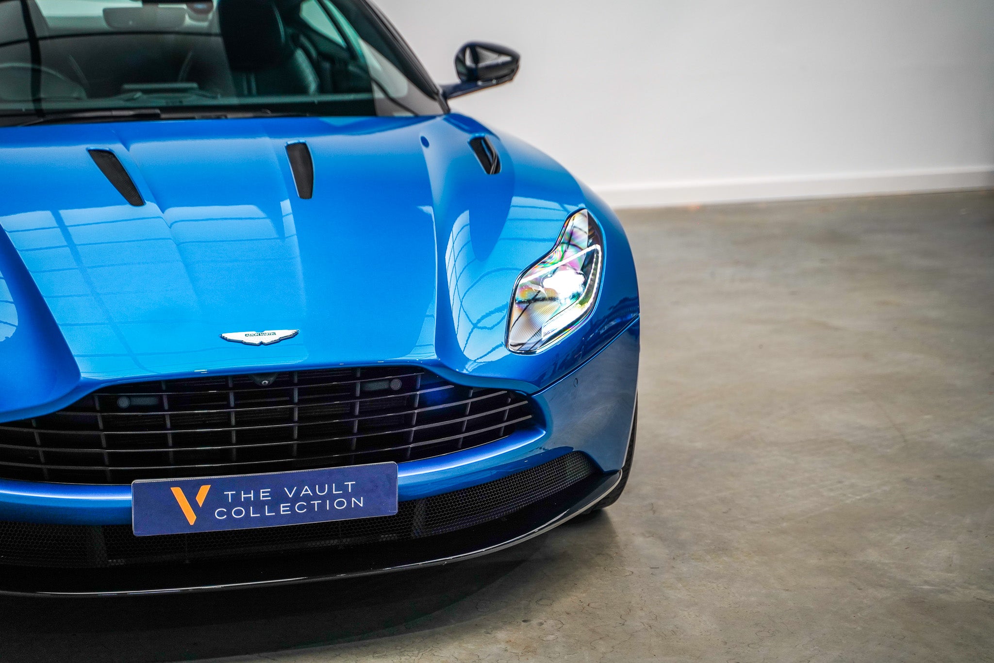 2019 Aston Martin DB11 AMR
