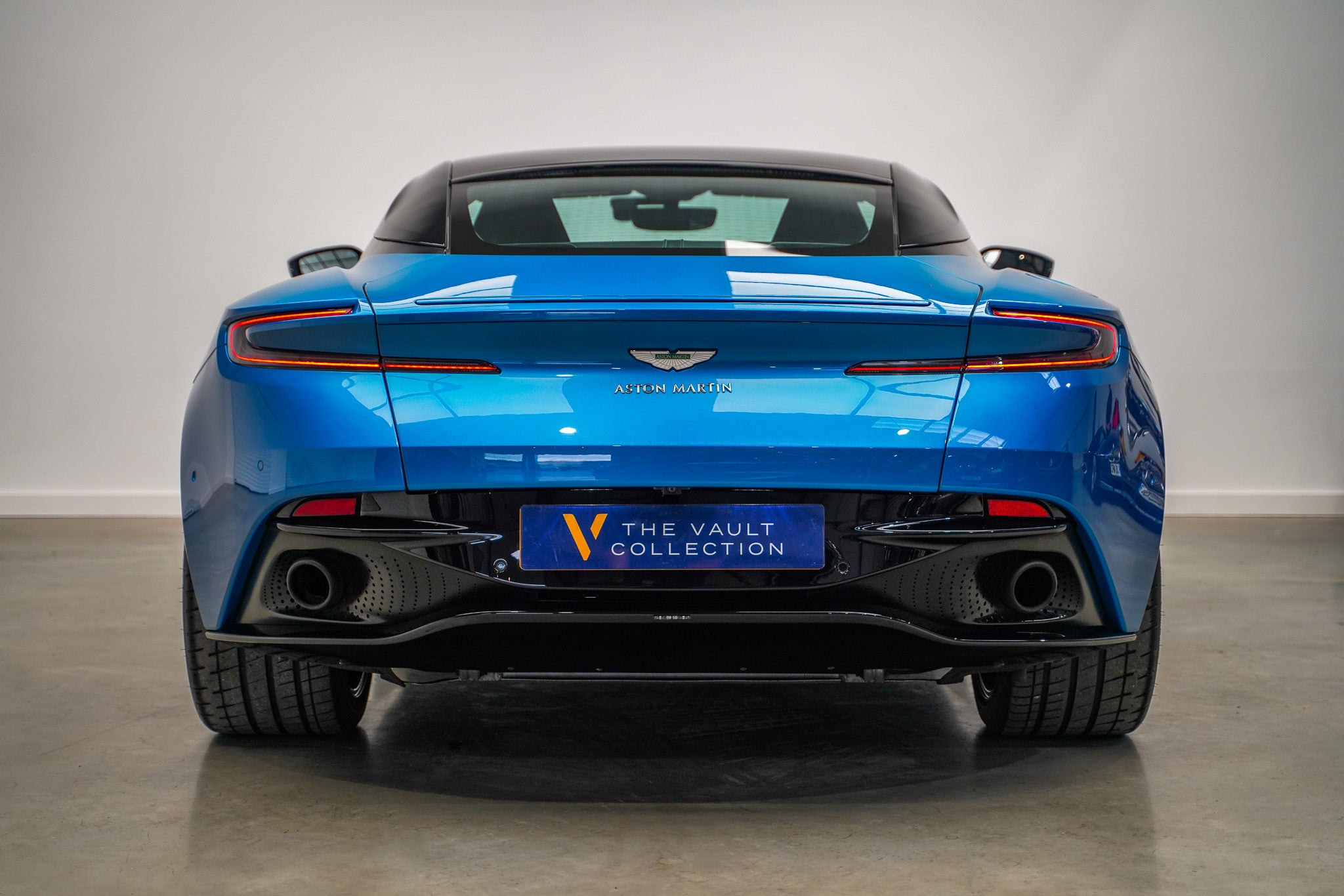 2019 Aston Martin DB11 AMR
