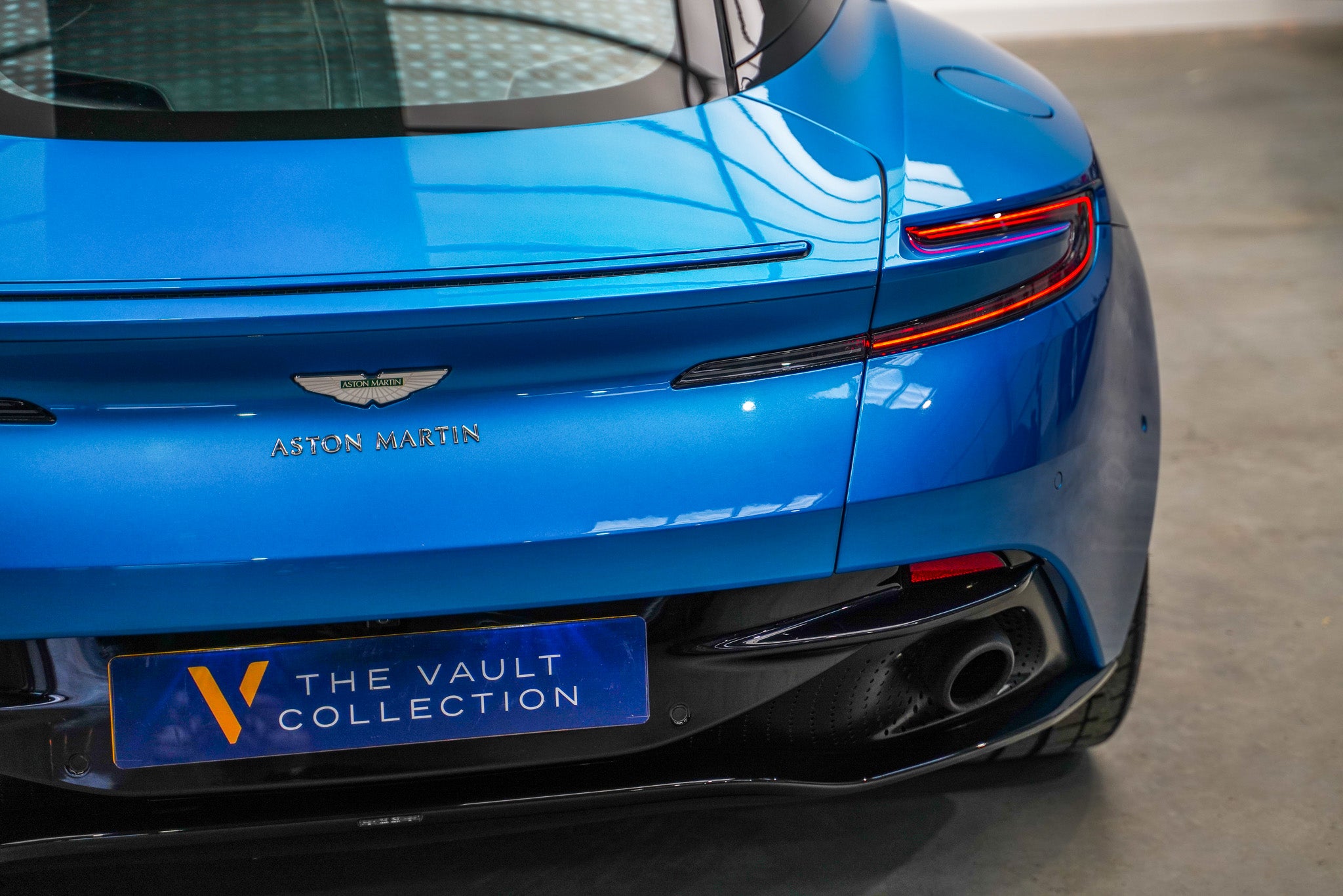 2019 Aston Martin DB11 AMR