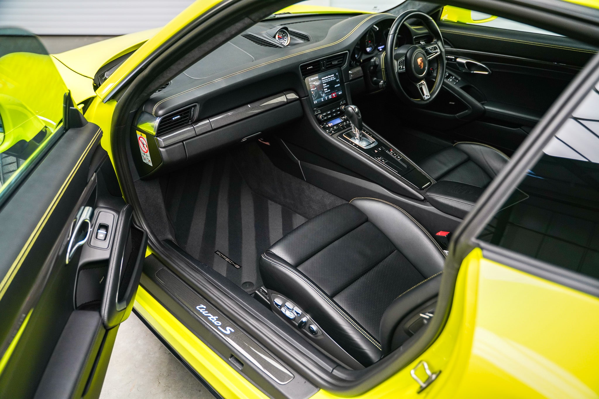 2018 Porsche 991.2 911 Turbo S