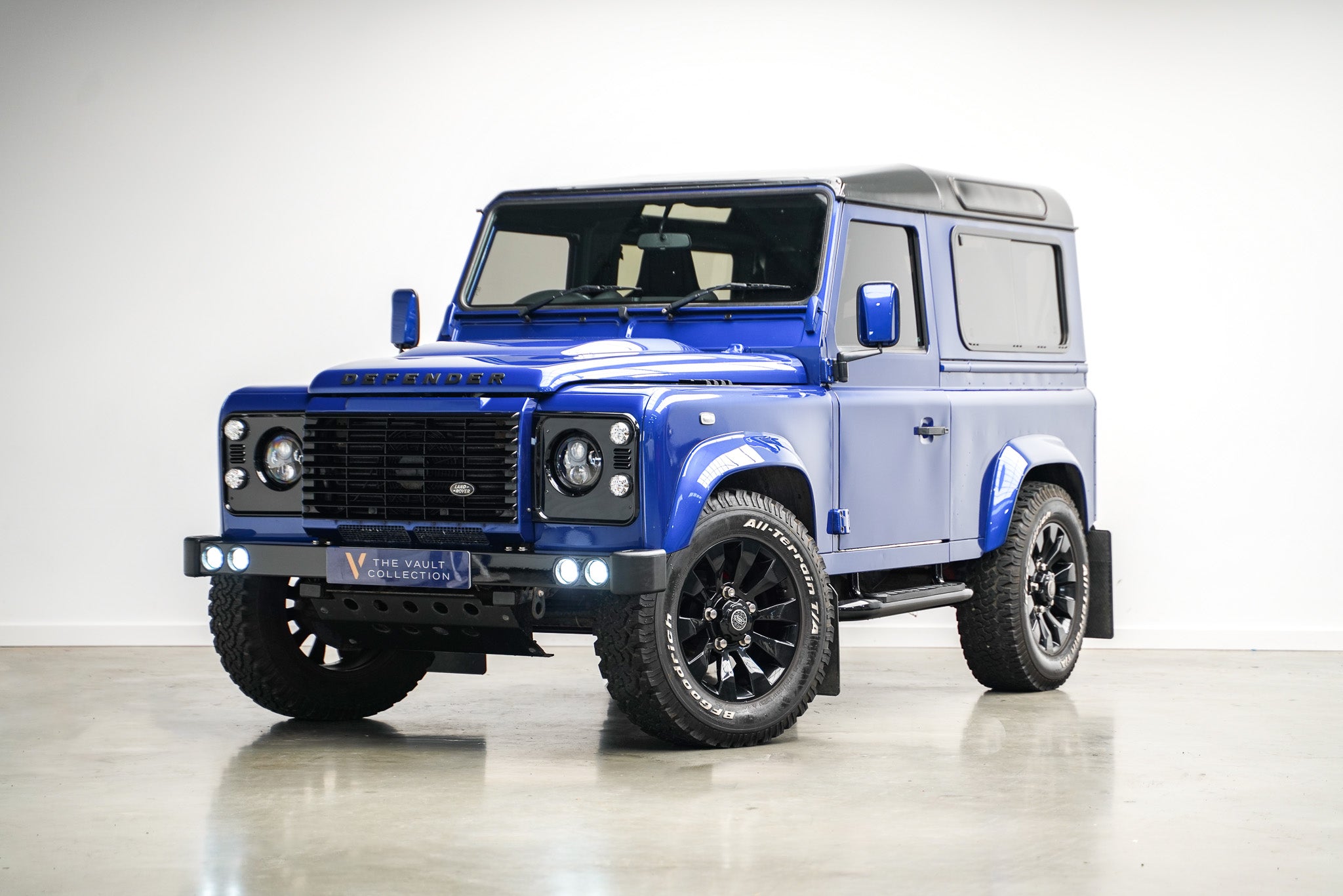 2015 "Urban Truck" Land Rover Defender 90 2.2 TDCi XS