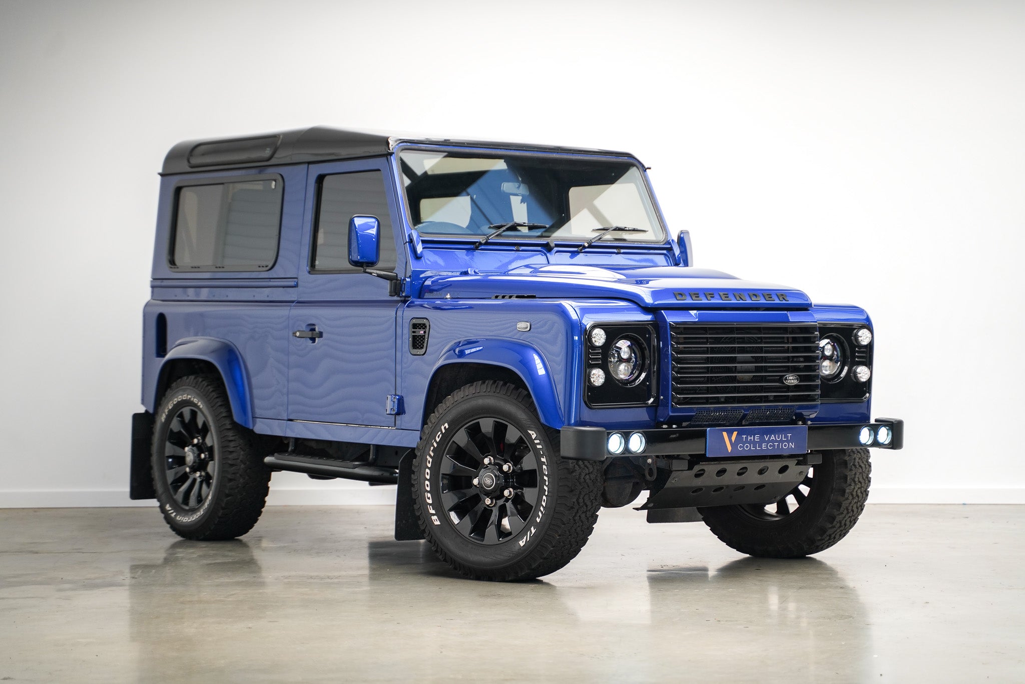 2015 "Urban Truck" Land Rover Defender 90 2.2 TDCi XS