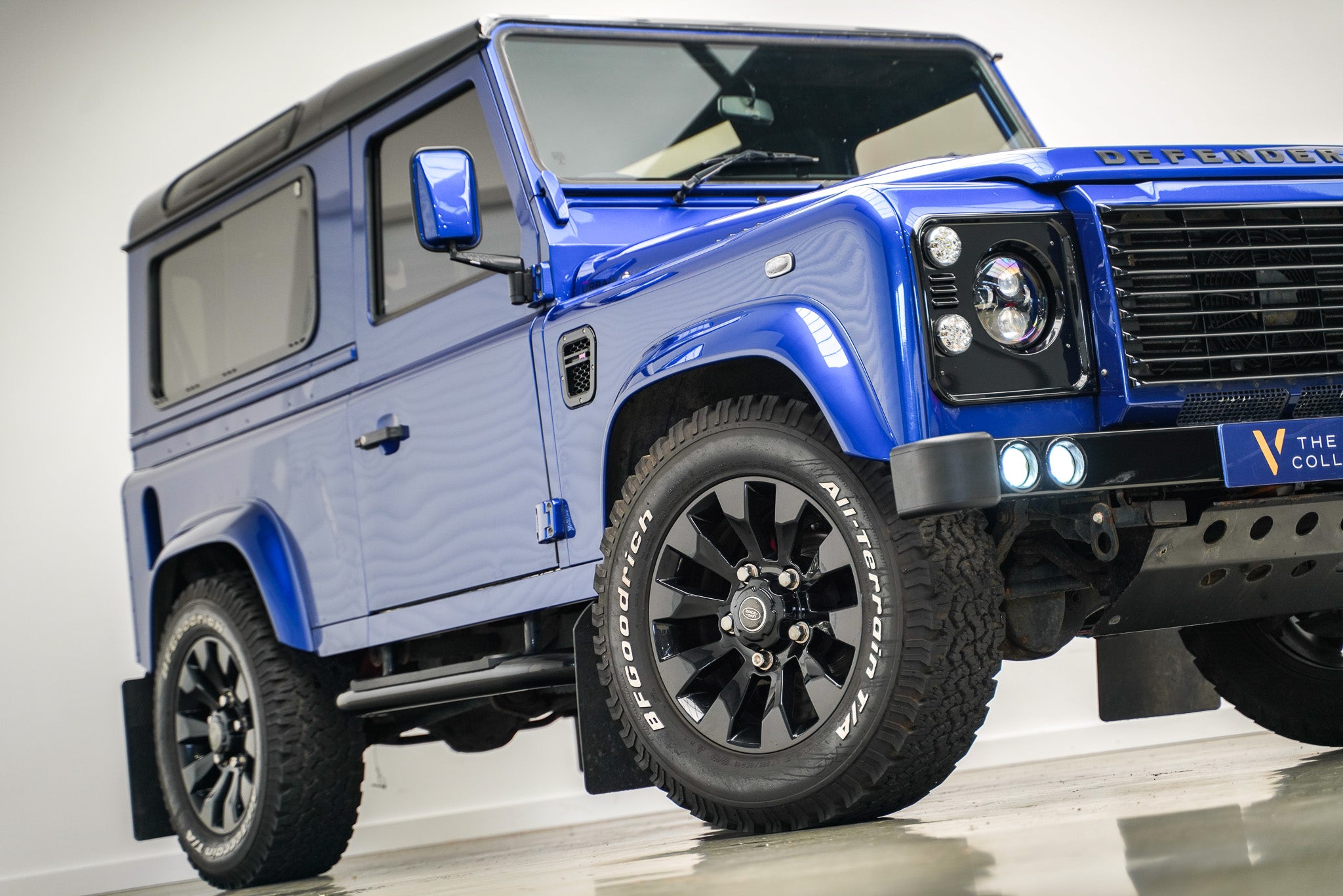 2015 "Urban Truck" Land Rover Defender 90 2.2 TDCi XS