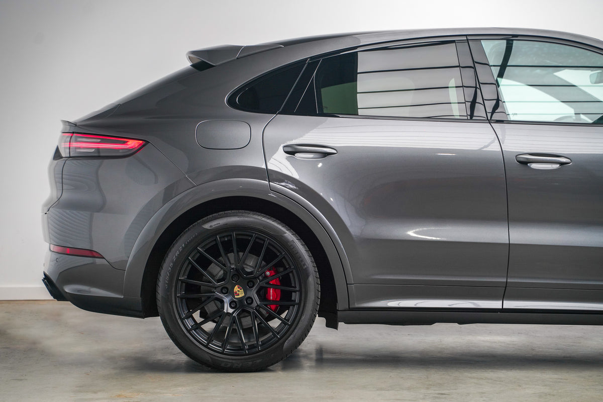 2022 Porsche Cayenne GTS