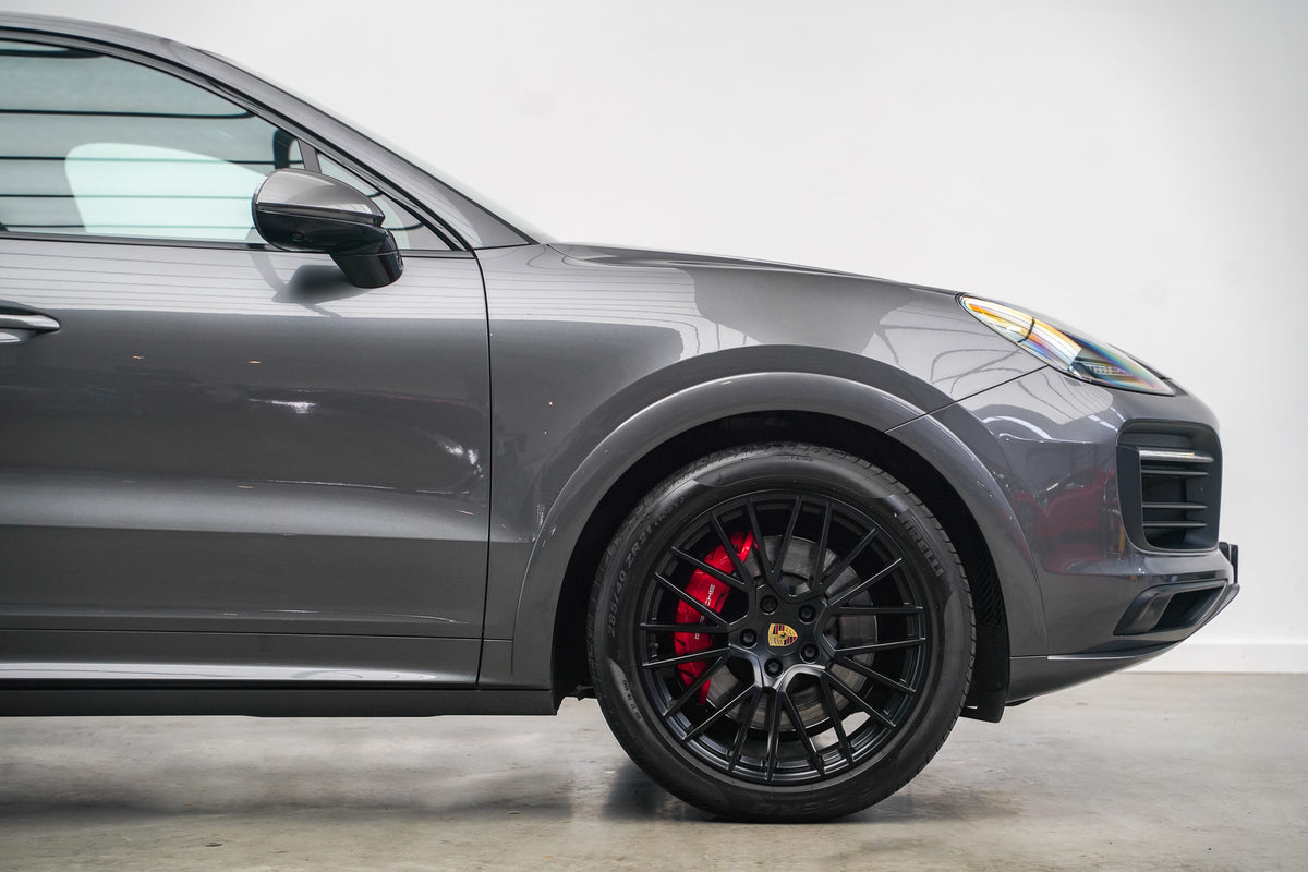 2022 Porsche Cayenne GTS