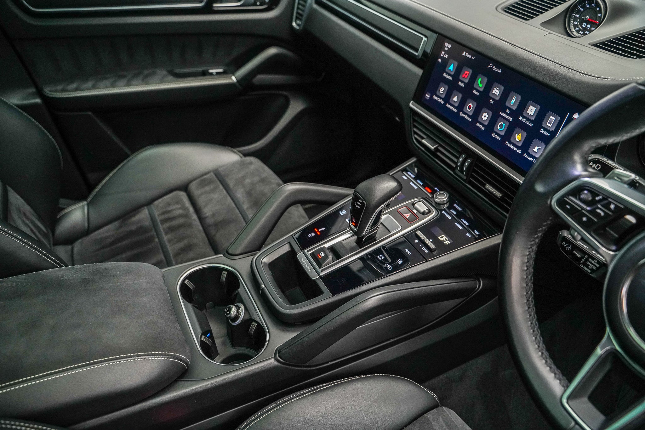 2022 Porsche Cayenne GTS