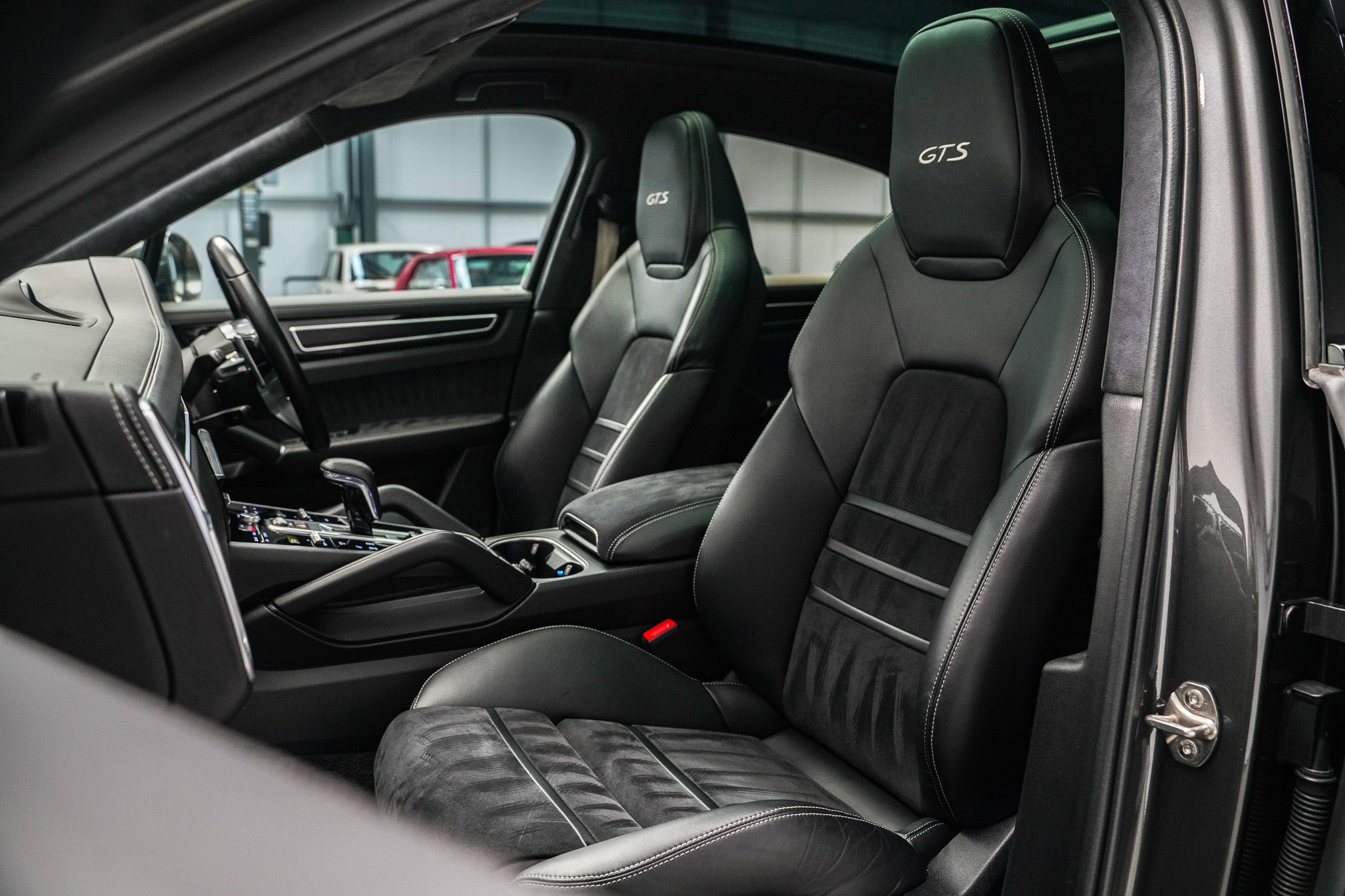 2022 Porsche Cayenne GTS