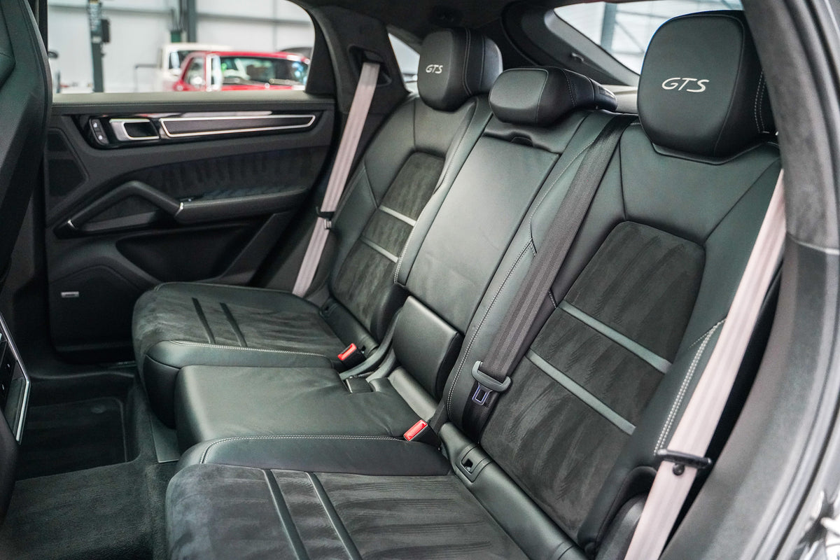 2022 Porsche Cayenne GTS