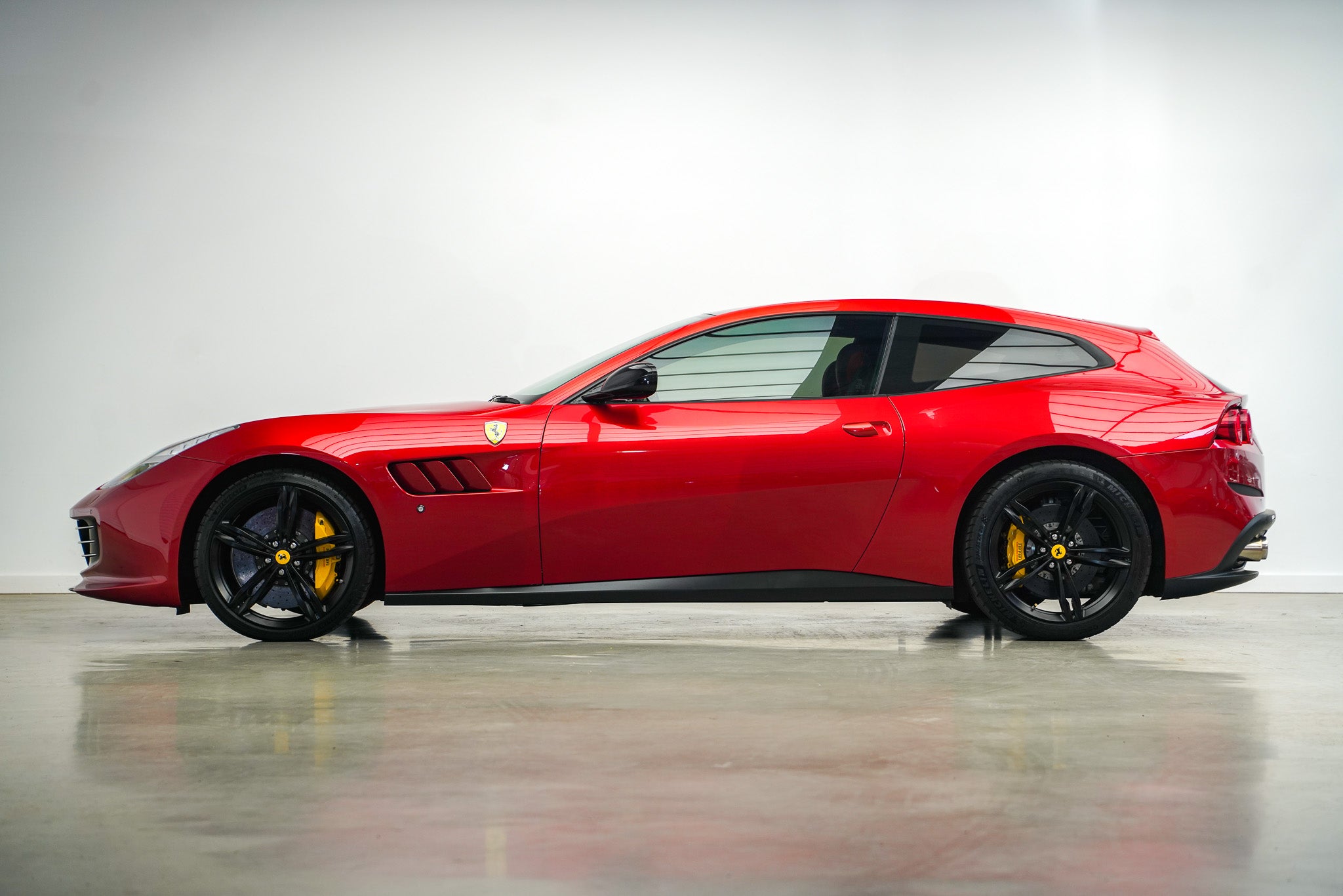 2017 Ferrari GTC4 Lusso V12