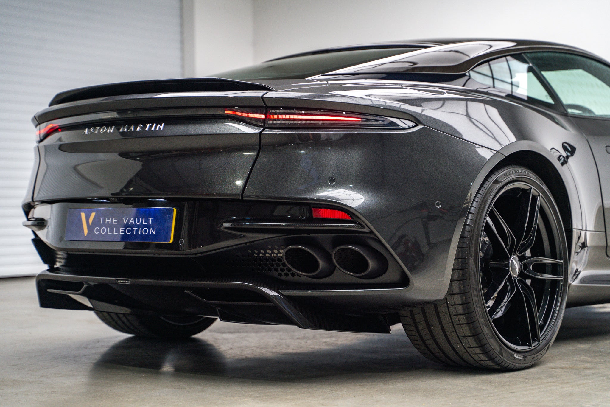 2018 Aston Martin DBS Superleggera