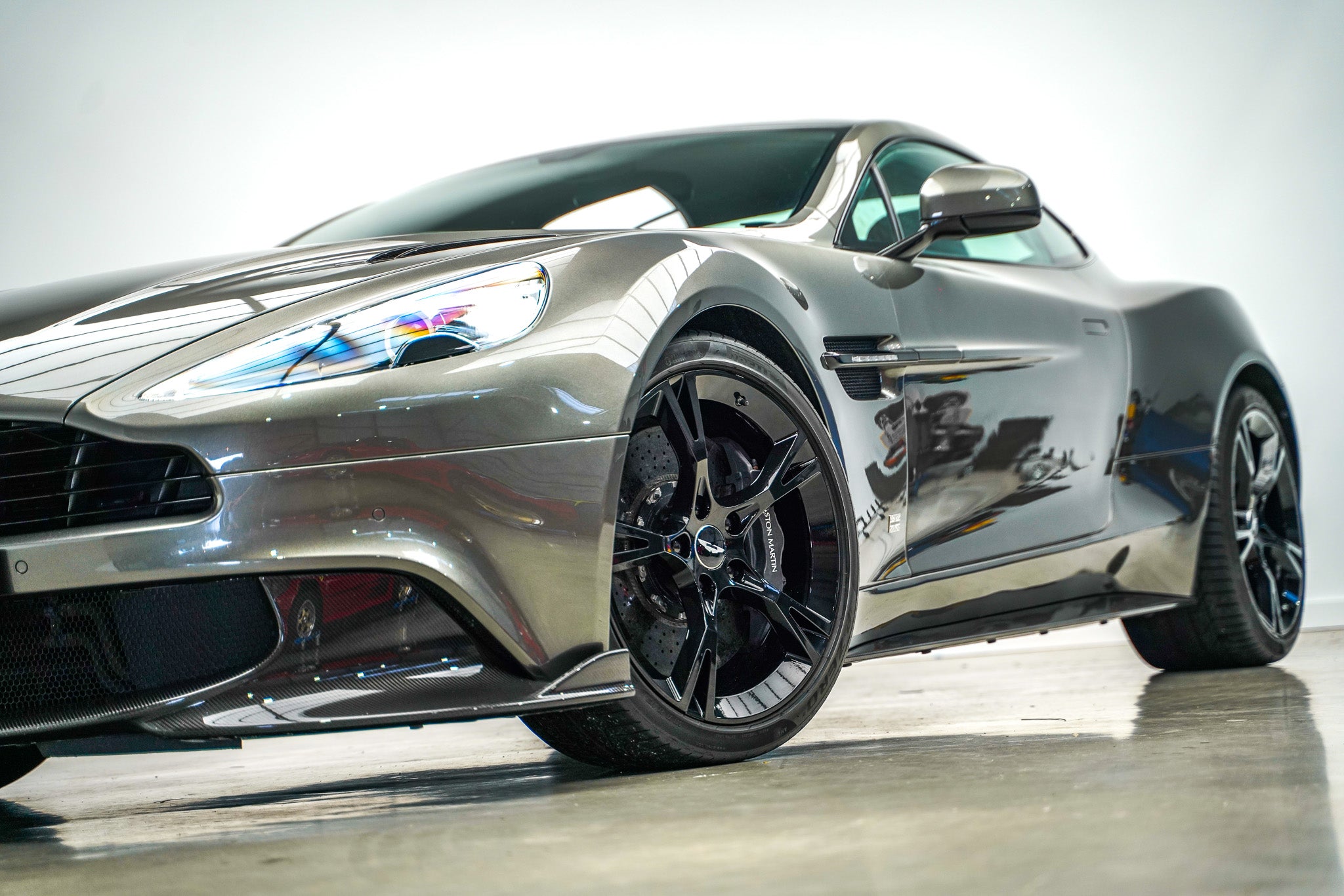 2017 Aston Martin V12 Vanquish S