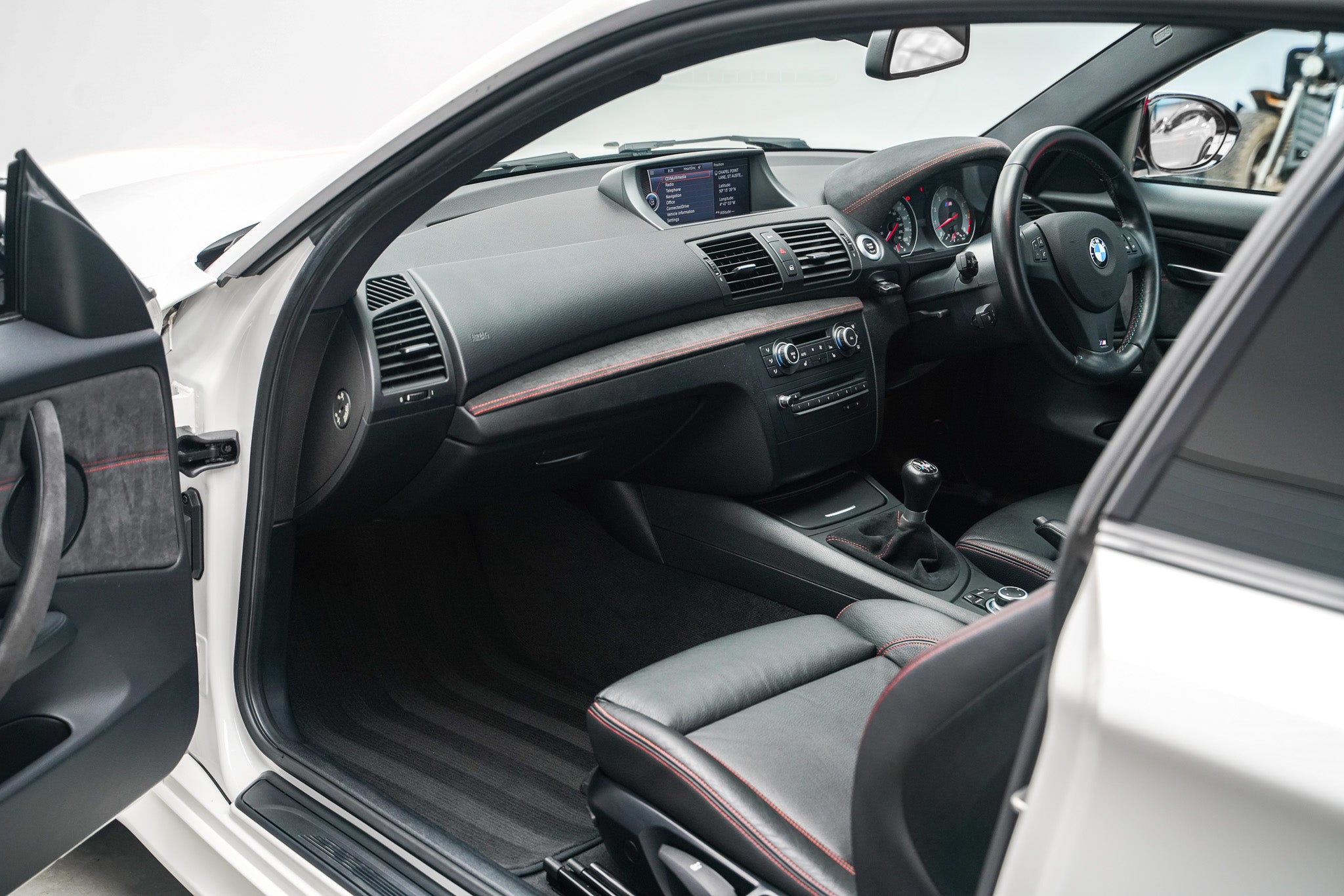 2011 BMW 1M