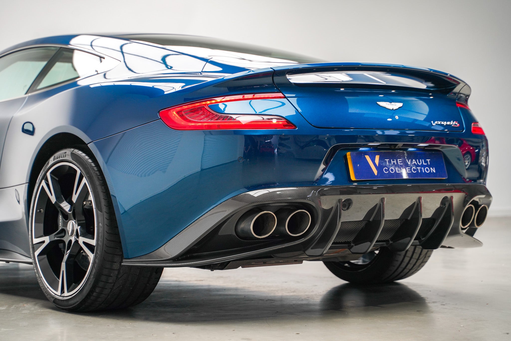 2017 Aston Martin Vanquish S