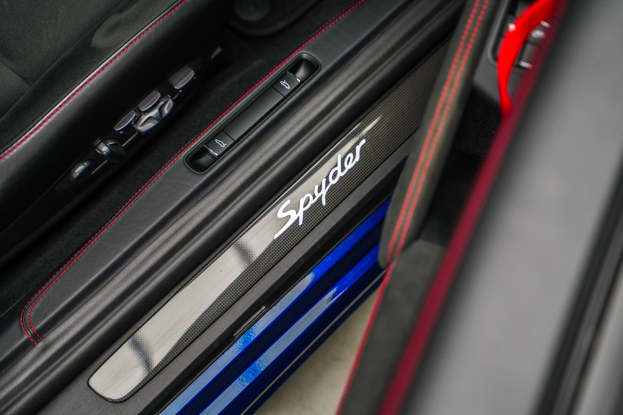 2023 Porsche 718 Spyder 4.0 PDK