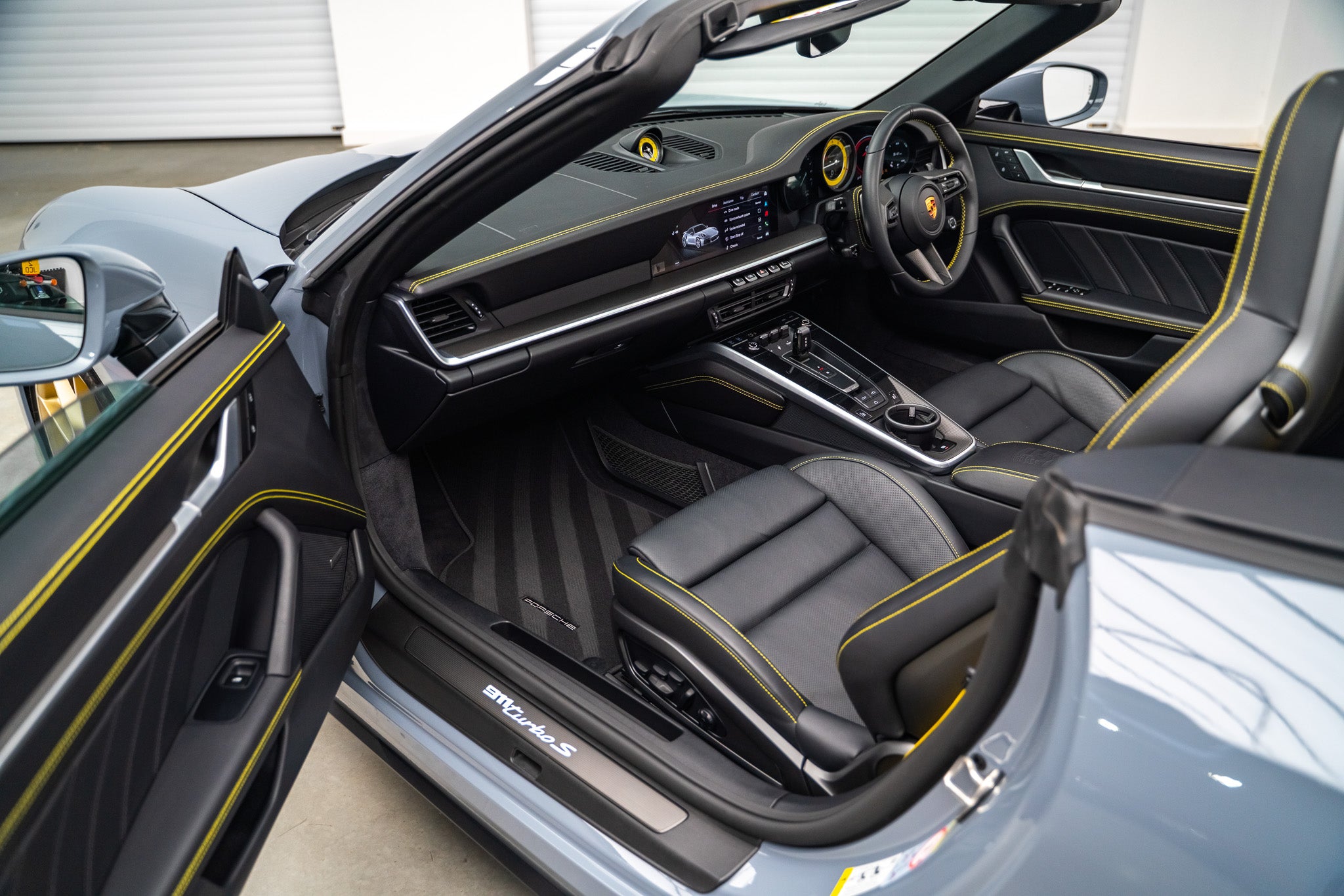 2023 Porsche 911 992 Turbo S