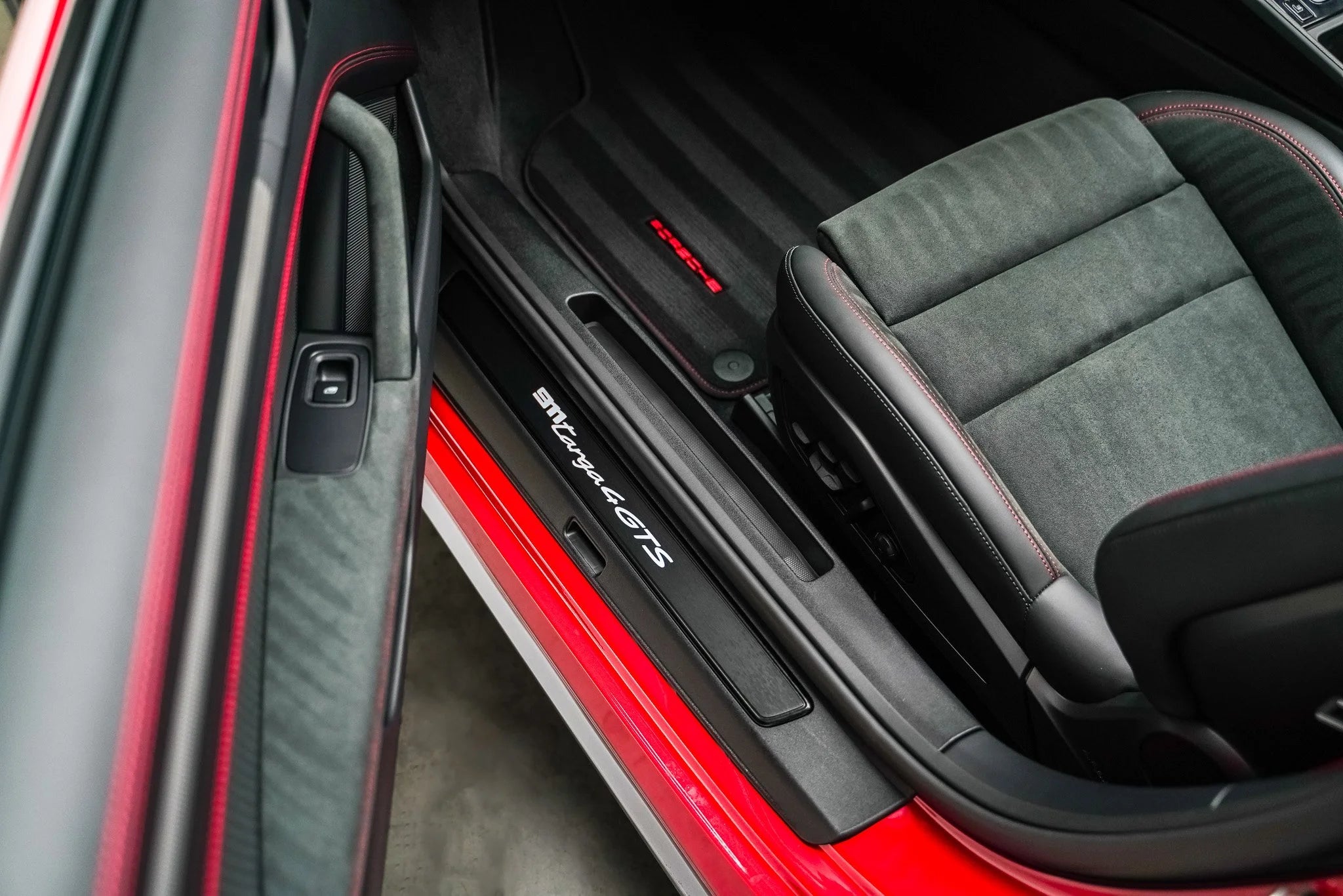2025 Porsche 992 Targa 4 GTS