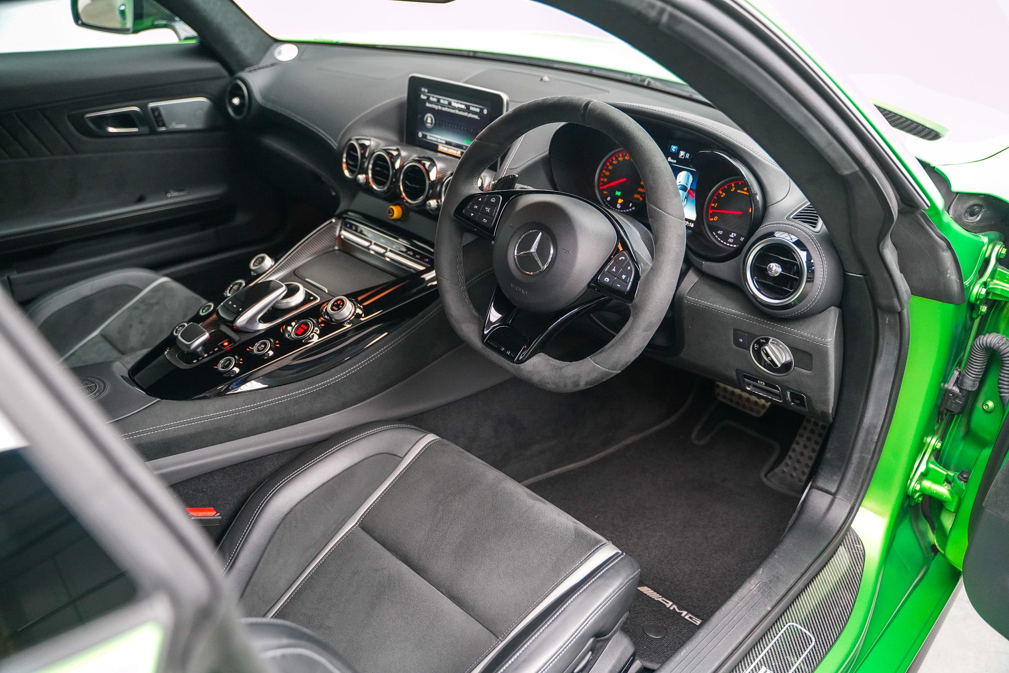 2018 Mercedes AMG GT-R
