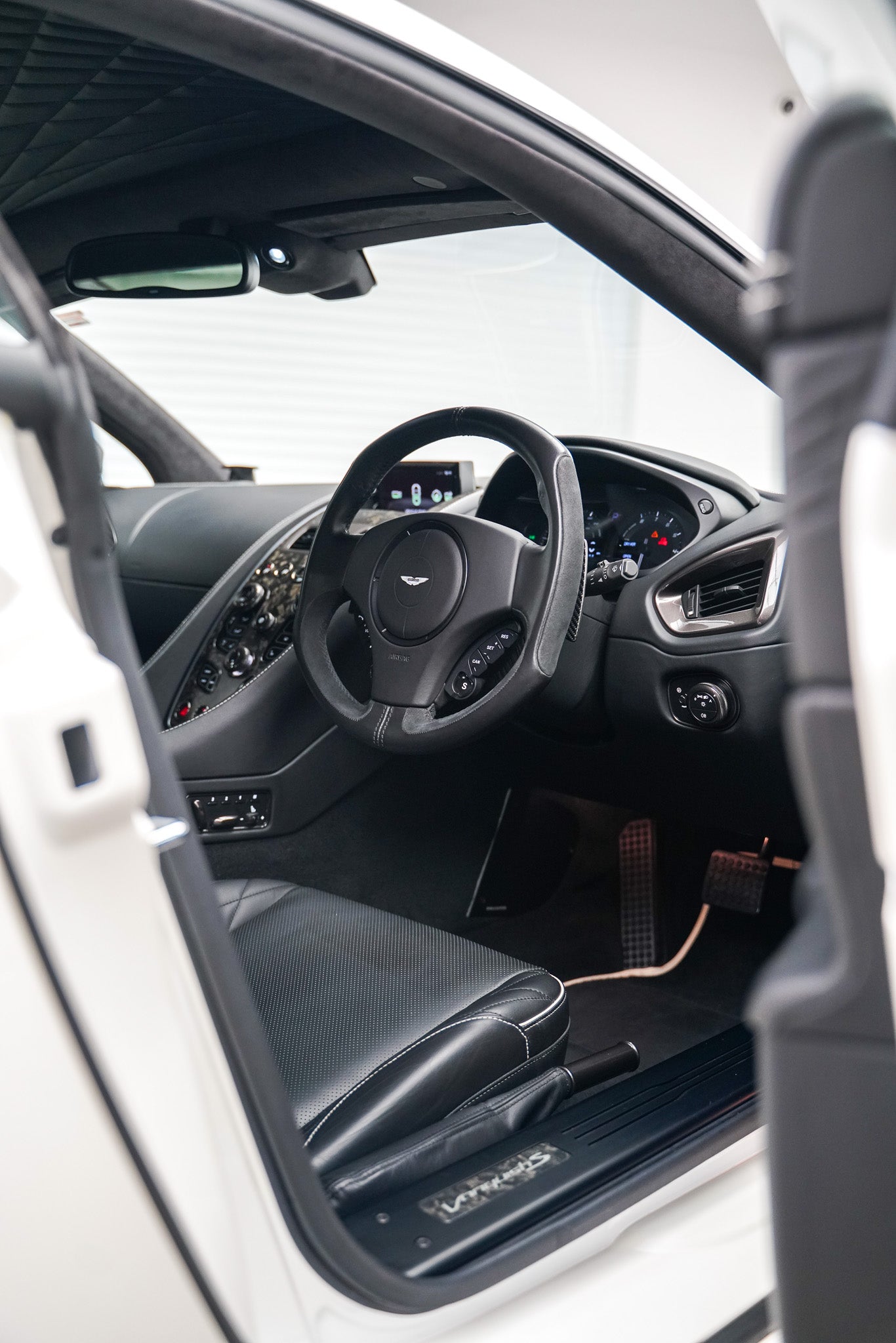 2018 Aston Martin V12 Vanquish S