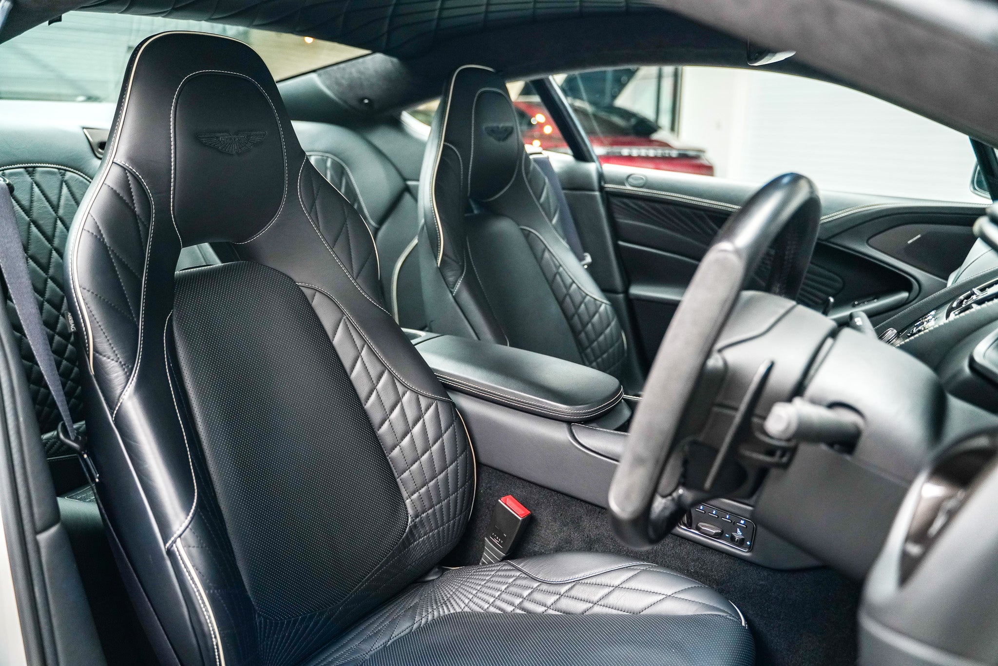 2018 Aston Martin V12 Vanquish S