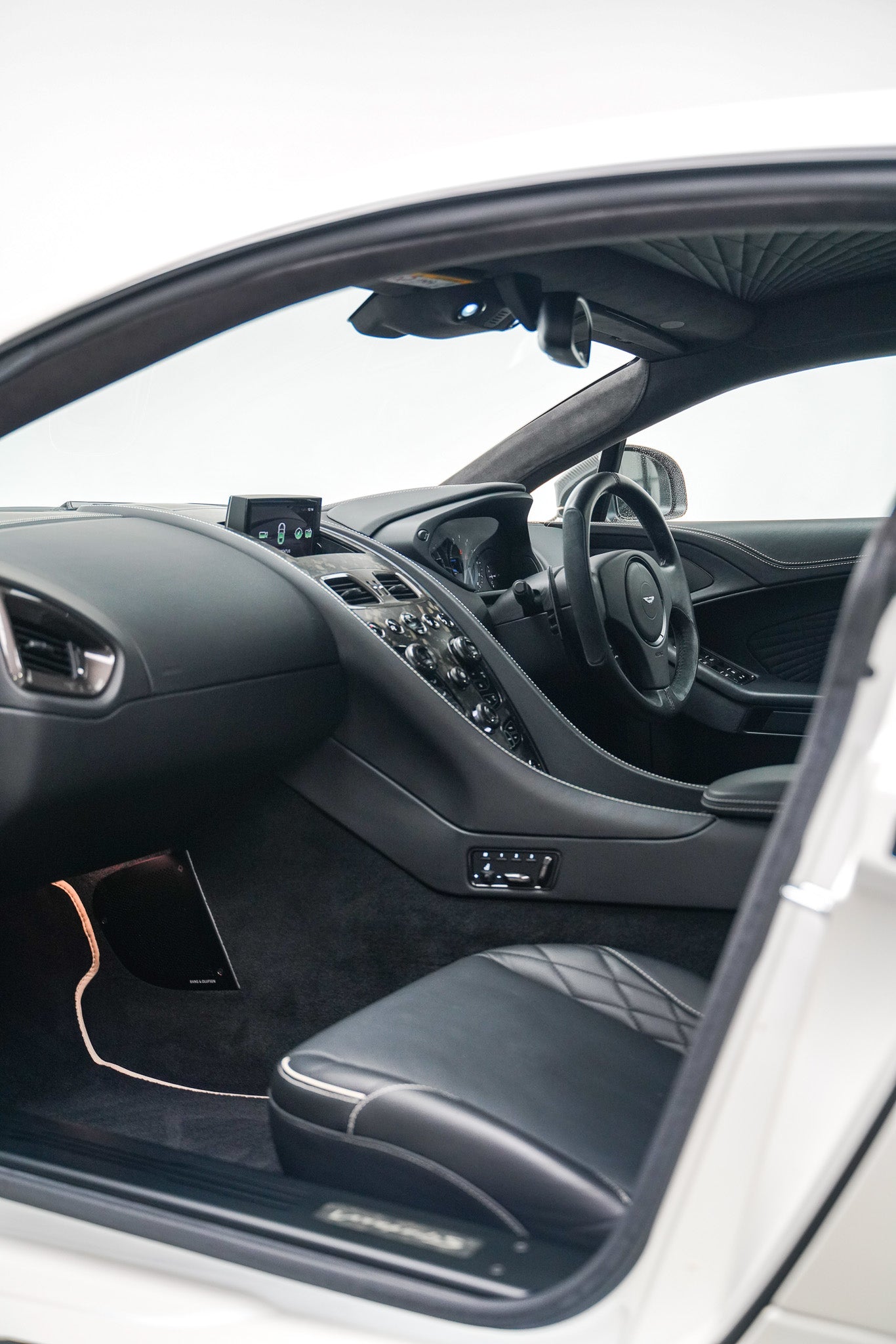 2018 Aston Martin V12 Vanquish S