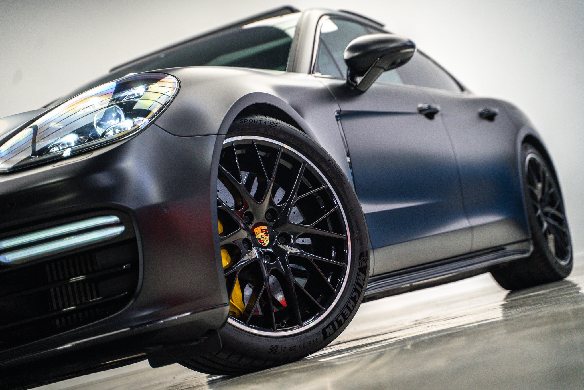 2018 Porsche Panamera Turbo S E-Hybrid