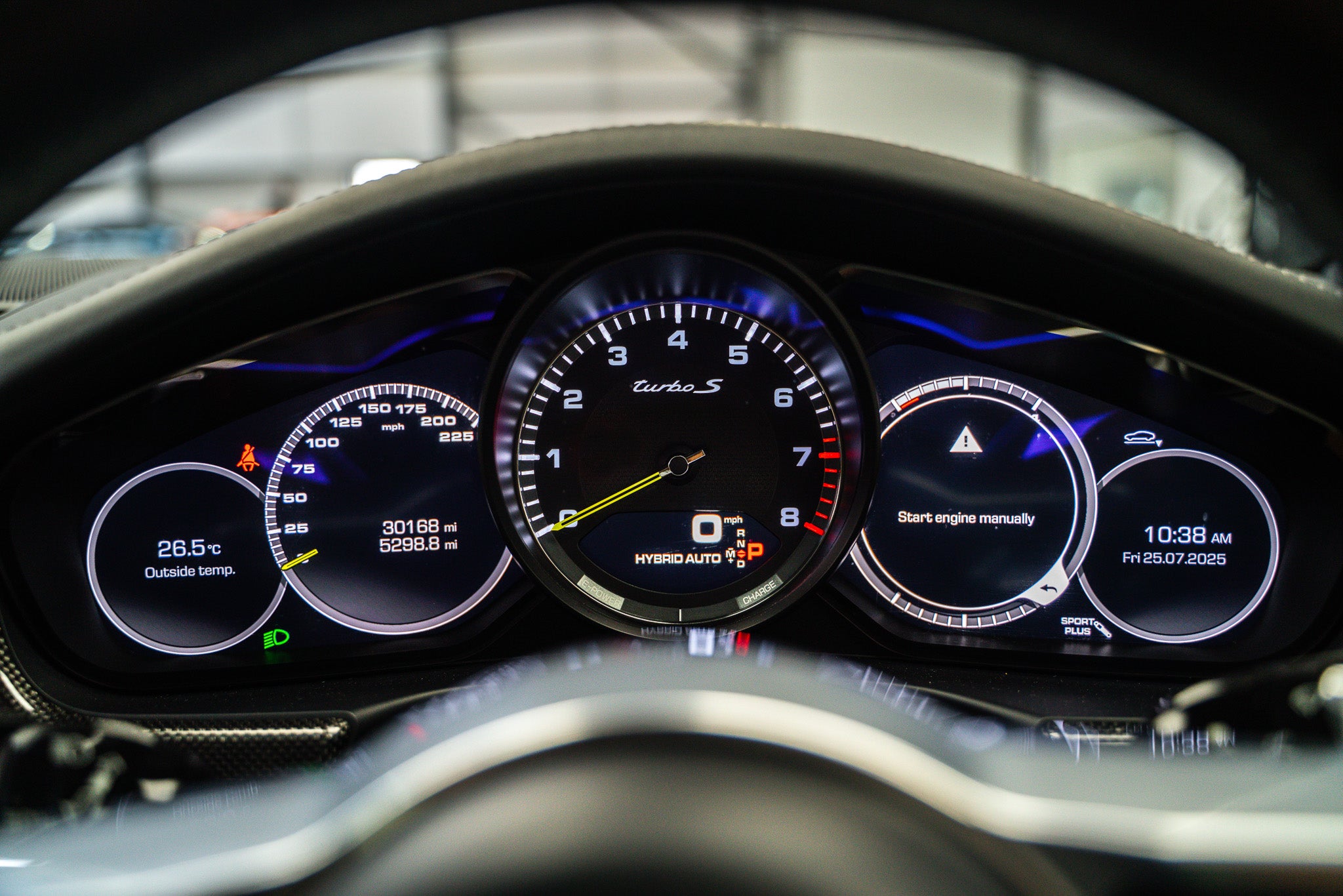 2018 Porsche Panamera Turbo S E-Hybrid