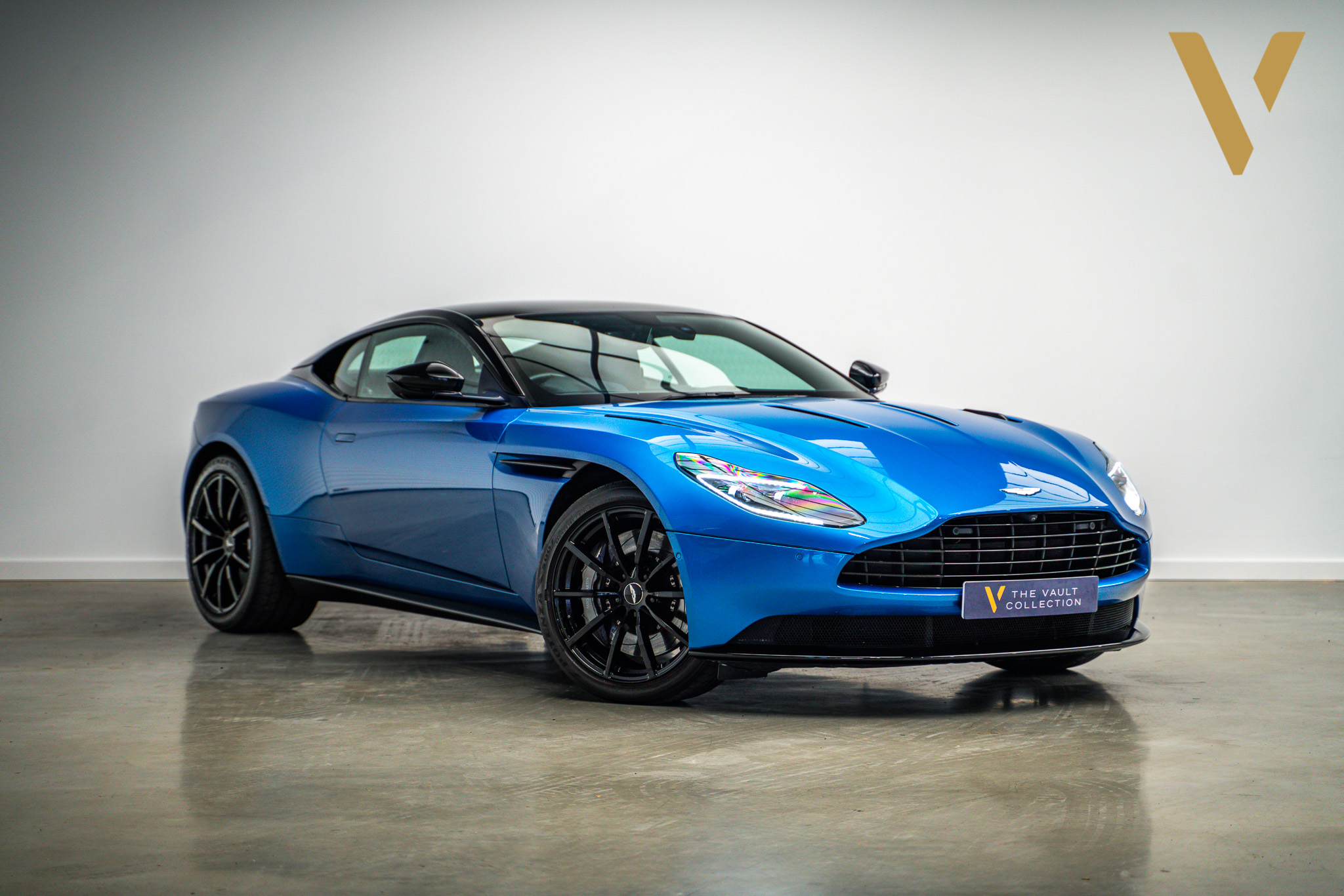 2019 Aston Martin DB11 AMR