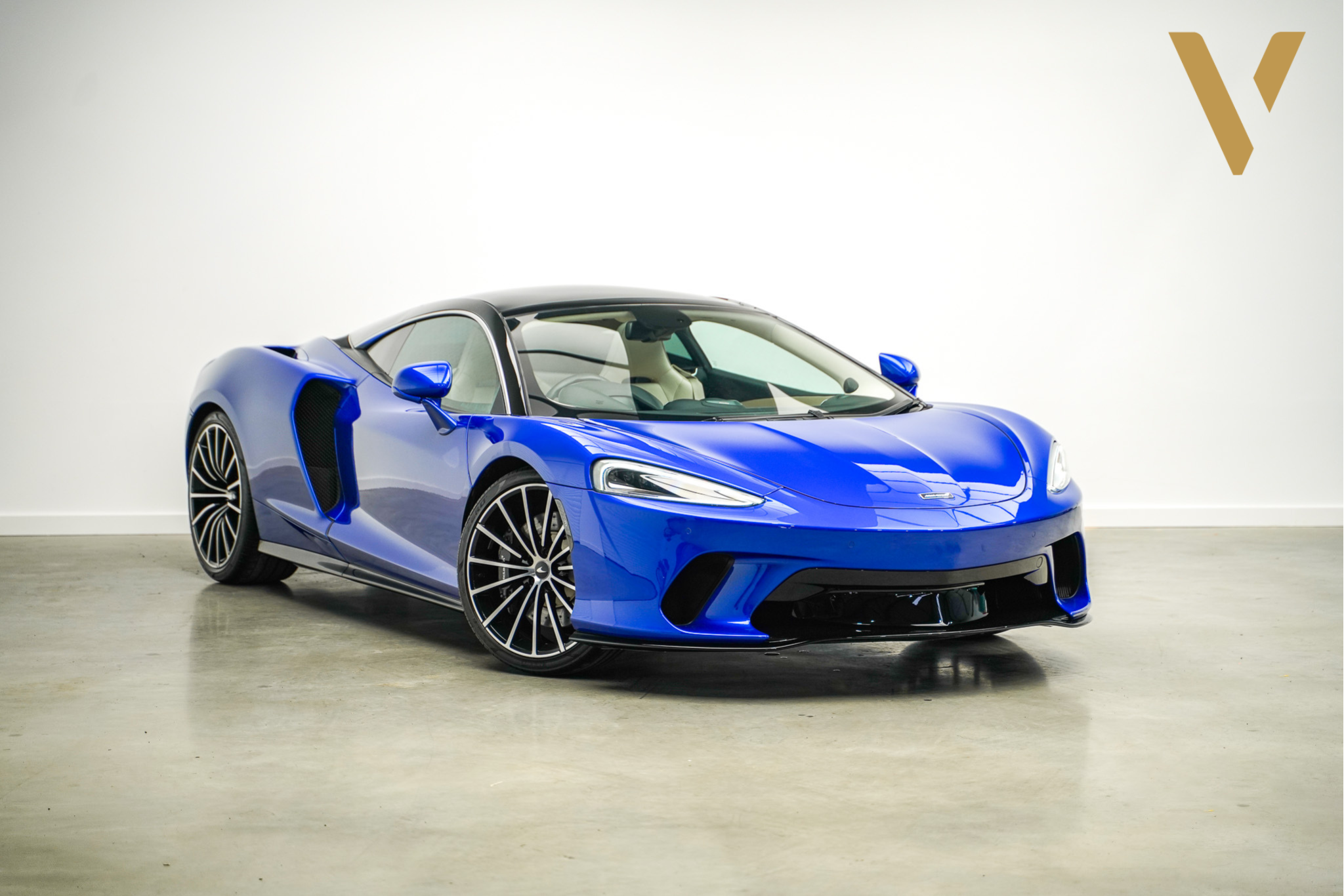 2020 McLaren GT V8
