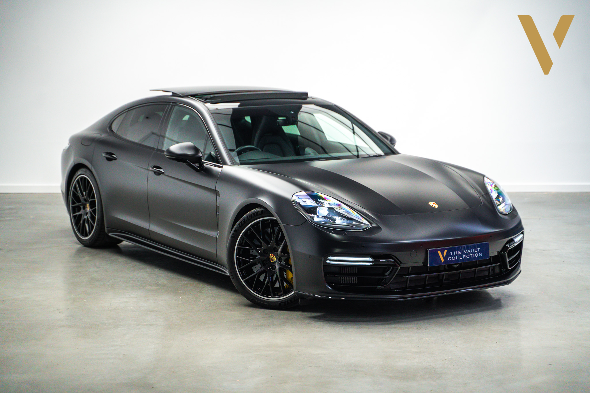 2018 Porsche Panamera Turbo S E-Hybrid