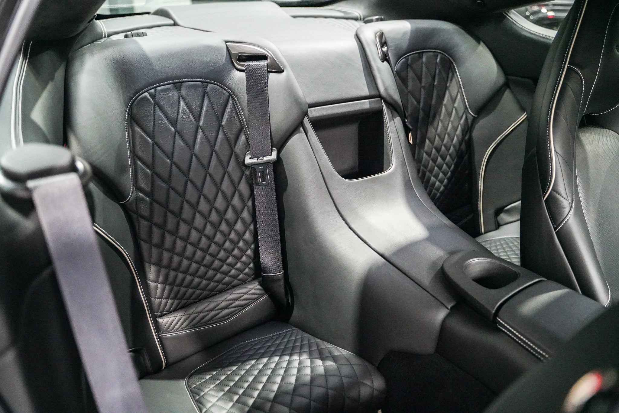 2018 Aston Martin V12 Vanquish S