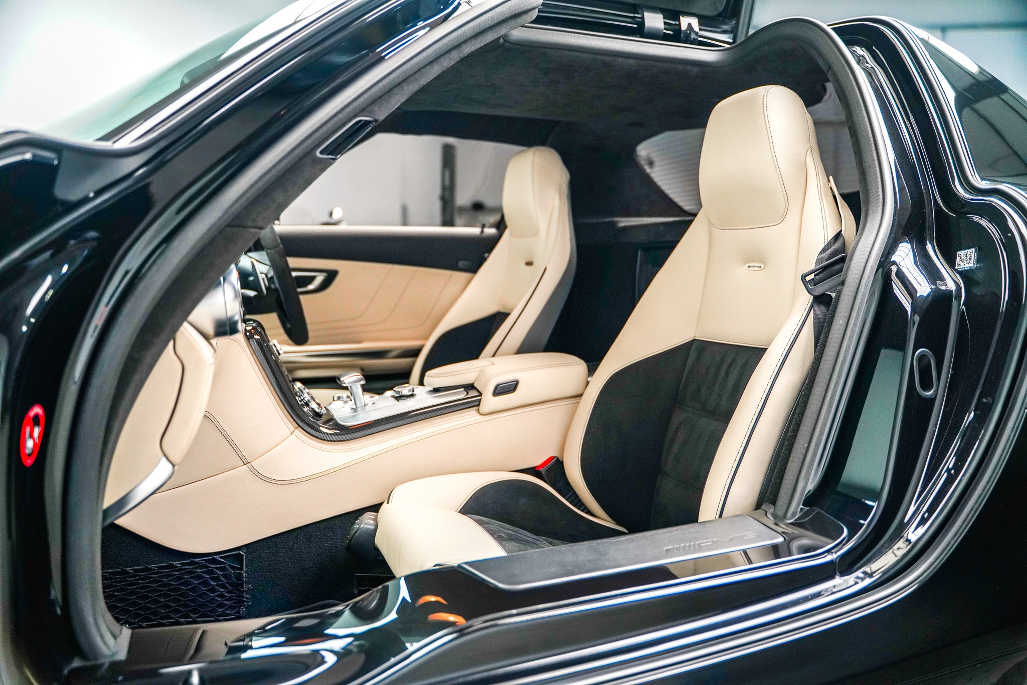 2010 Mercedes SLS AMG Gullwing