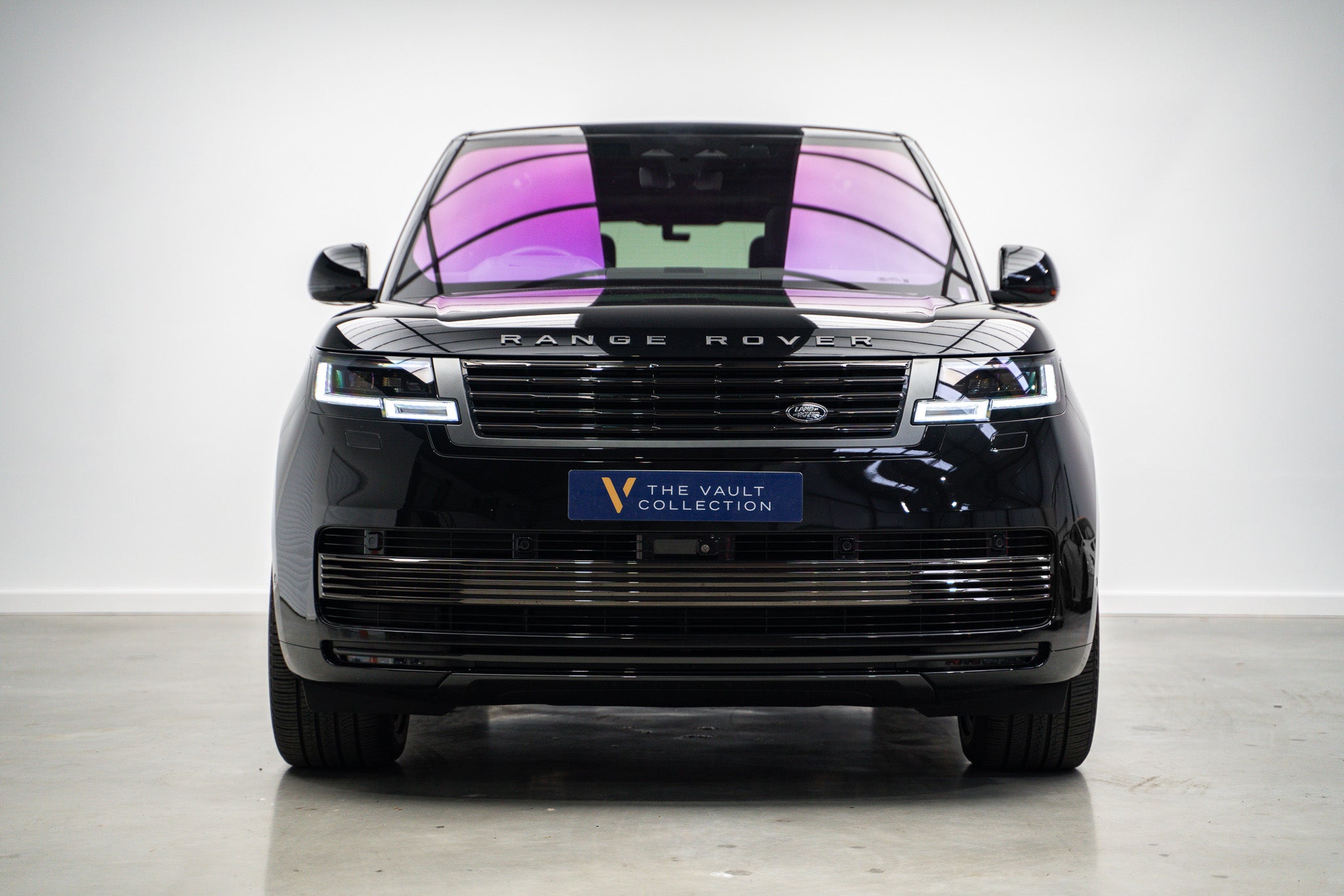 2023 Range Rover P530 SV